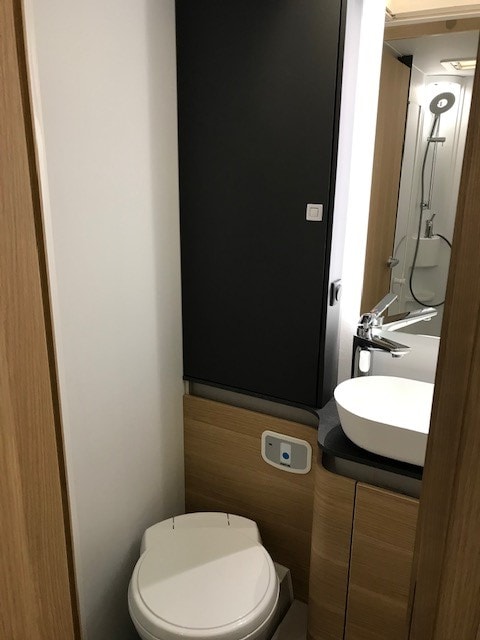 ADRIA Matrix Axess 650 DL (A303)-image-9