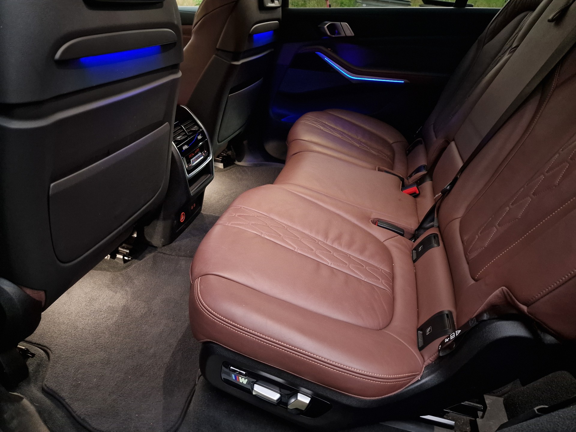 BMW X7 xDrive 30d Steptronic-image-5