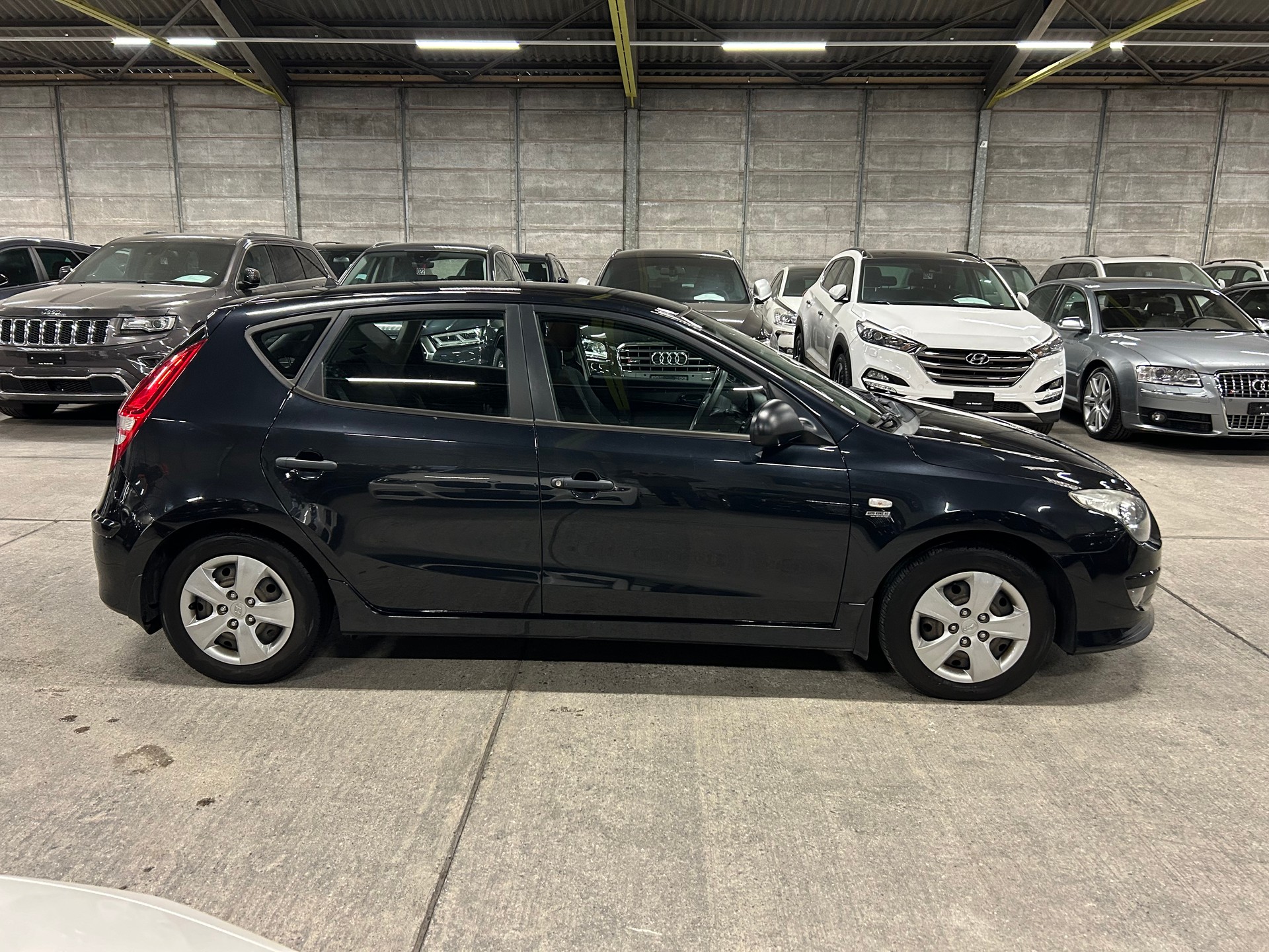 HYUNDAI i30 1.4 Comfort-image-3