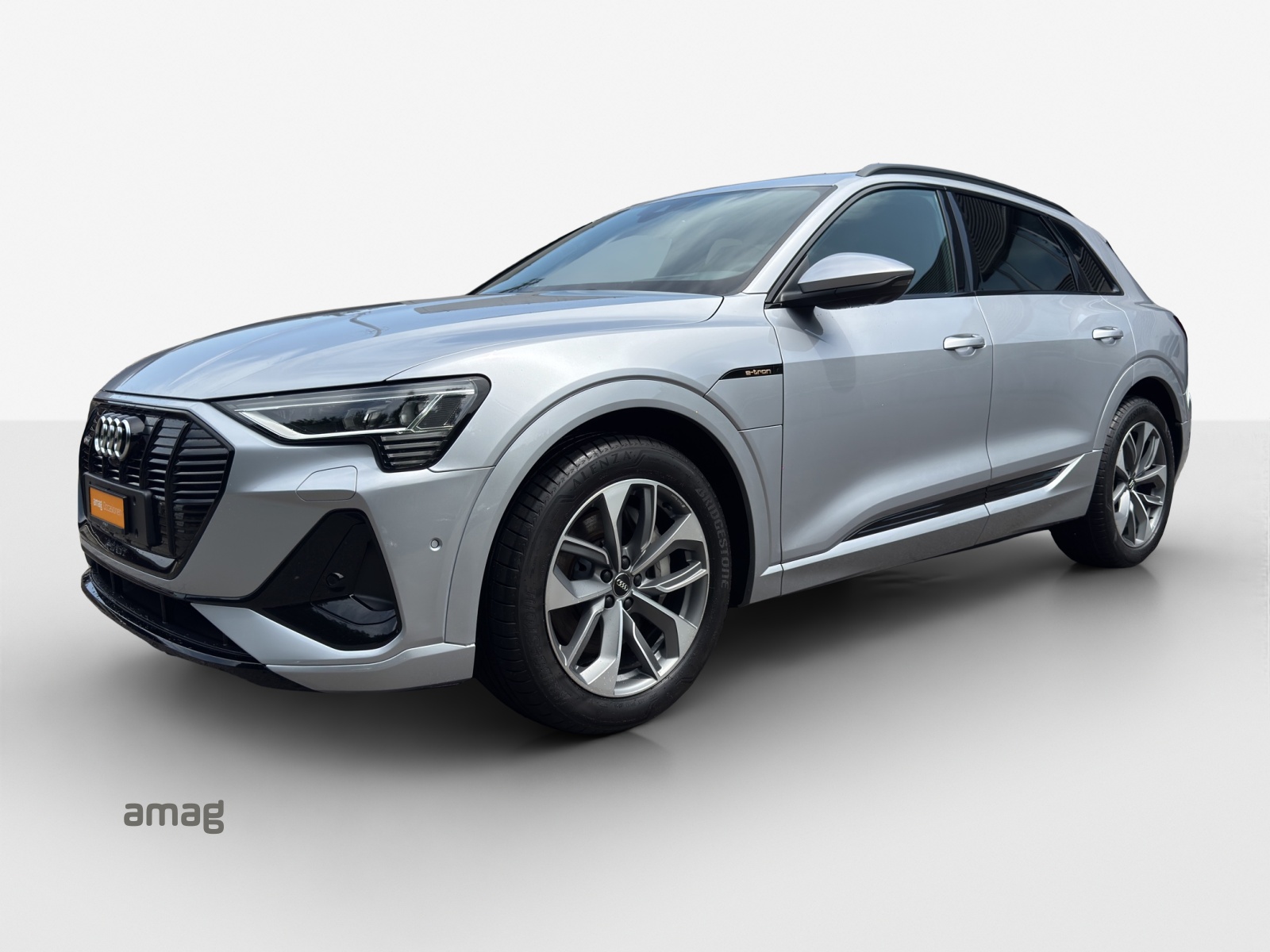 AUDI e-tron 55 S Line quattro-image-0
