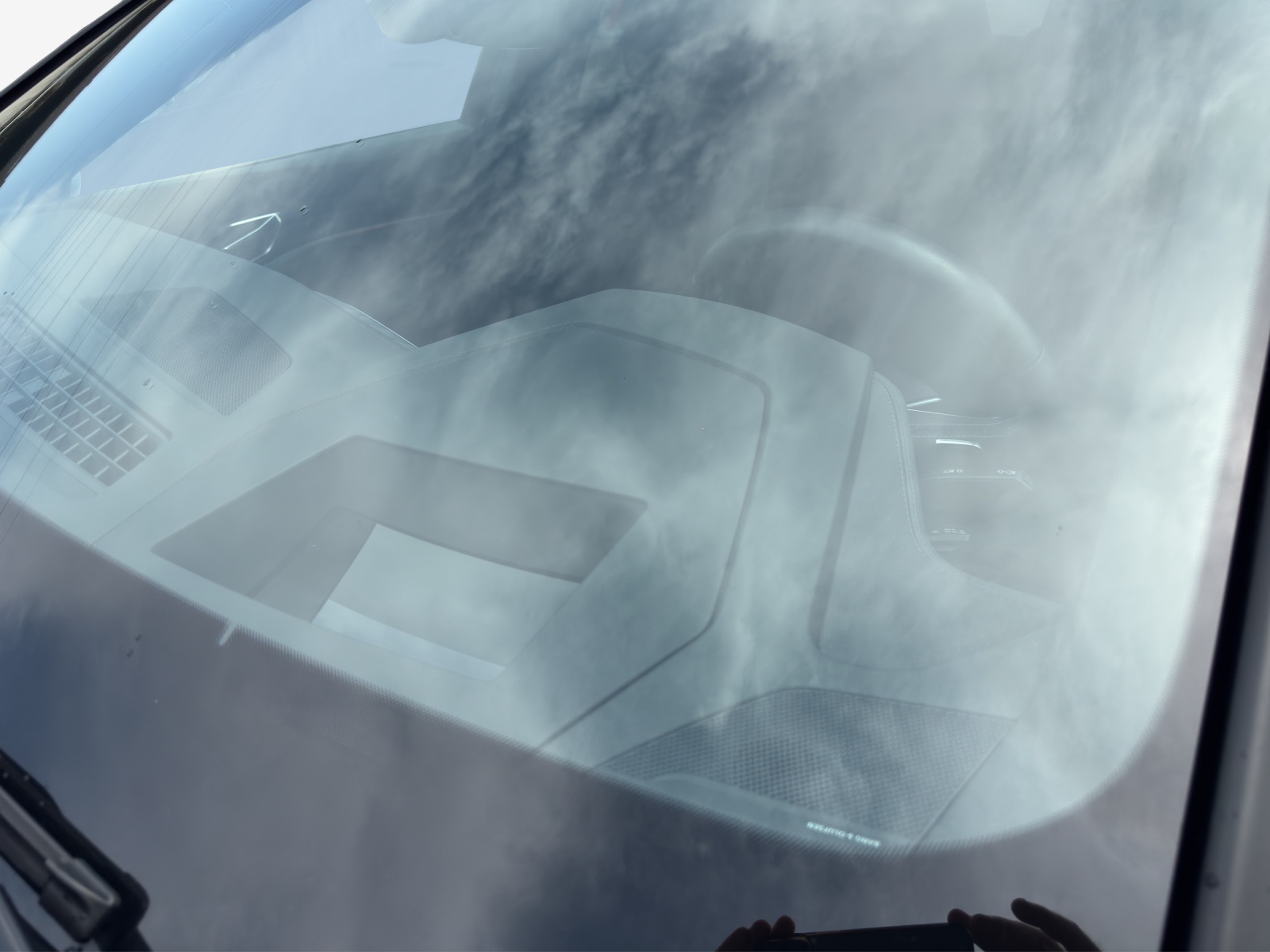 AUDI e-tron 55 S Line quattro-image-14