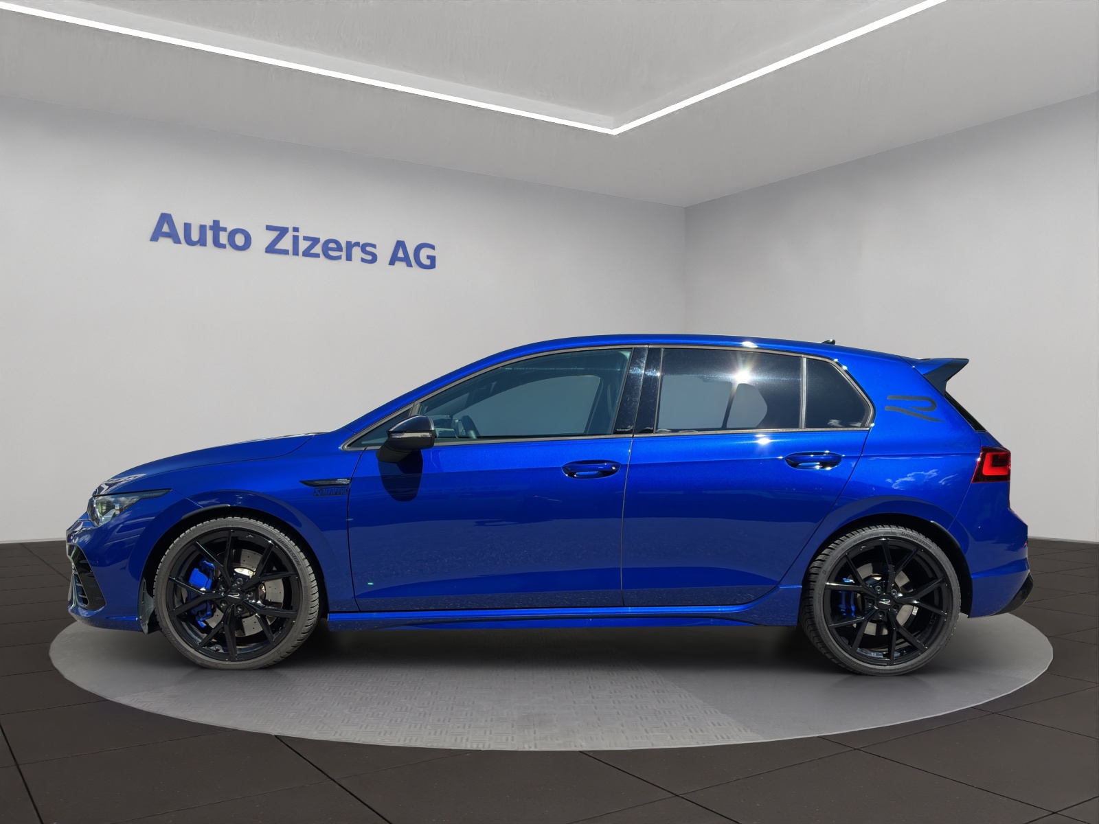 VW Golf 2.0 TSI R DSG 4Motion-image-2