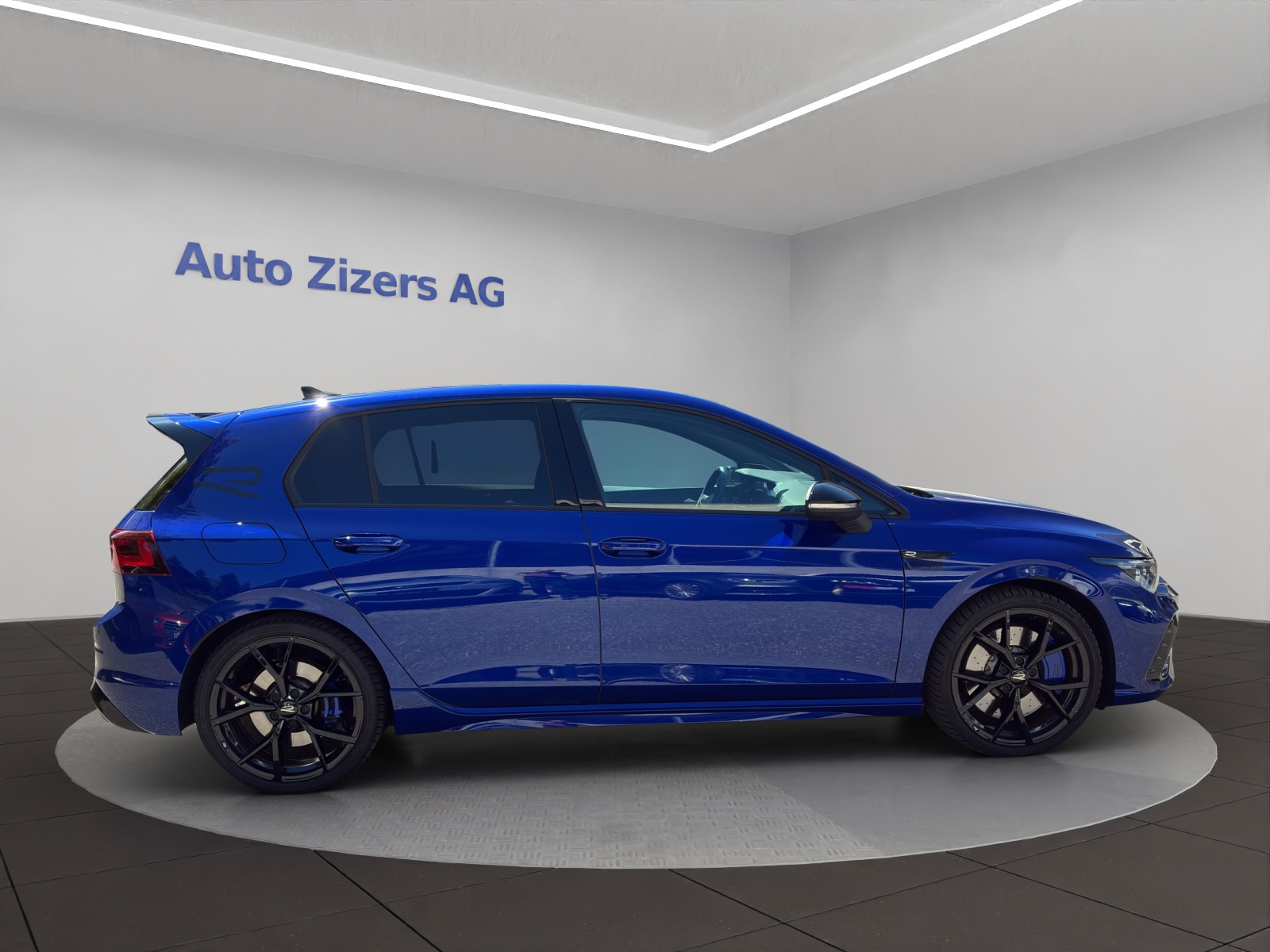 VW Golf 2.0 TSI R DSG 4Motion-image-6