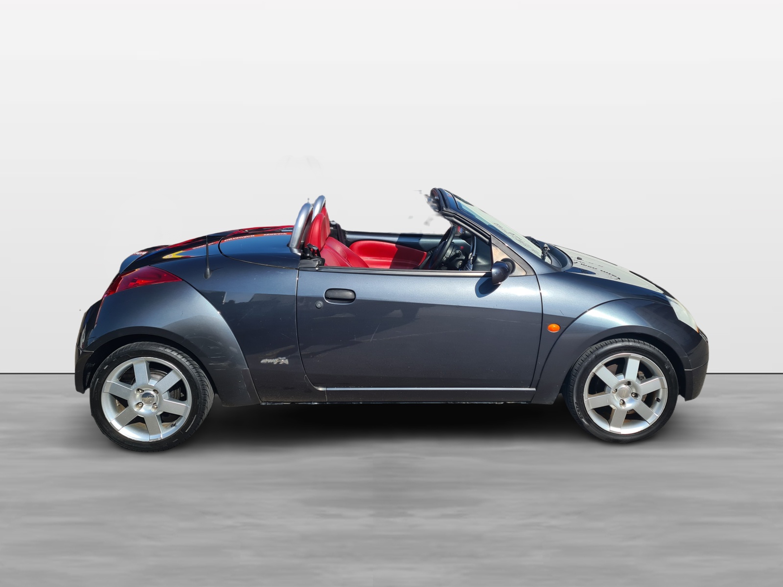 FORD Streetka 1.6 (Luxury)-showroom-element-1