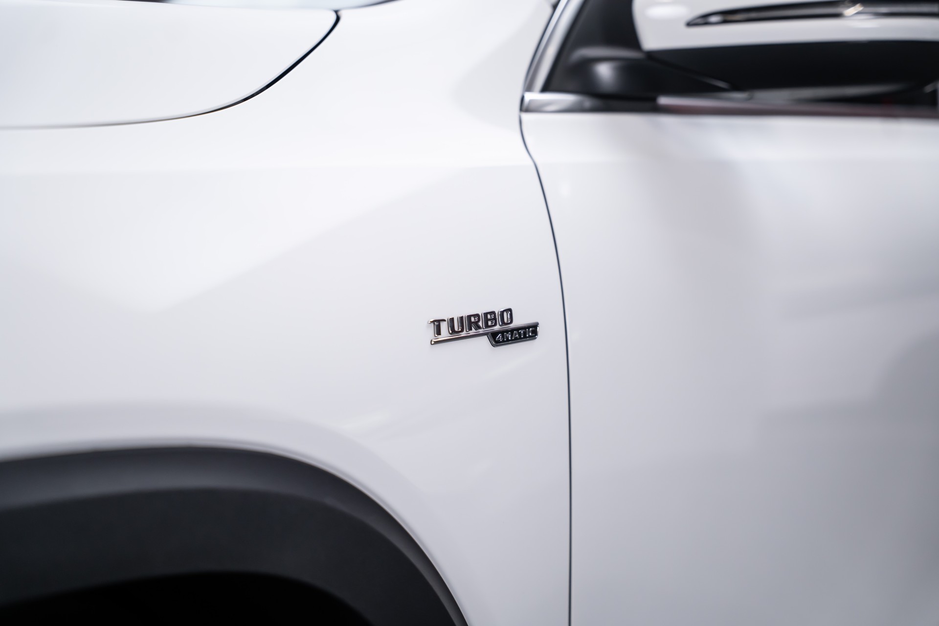 MERCEDES-BENZ GLB 35 AMG 4matic / Facelift / Ambiente-Beleuchtung / Rückfahrkamera-image-37
