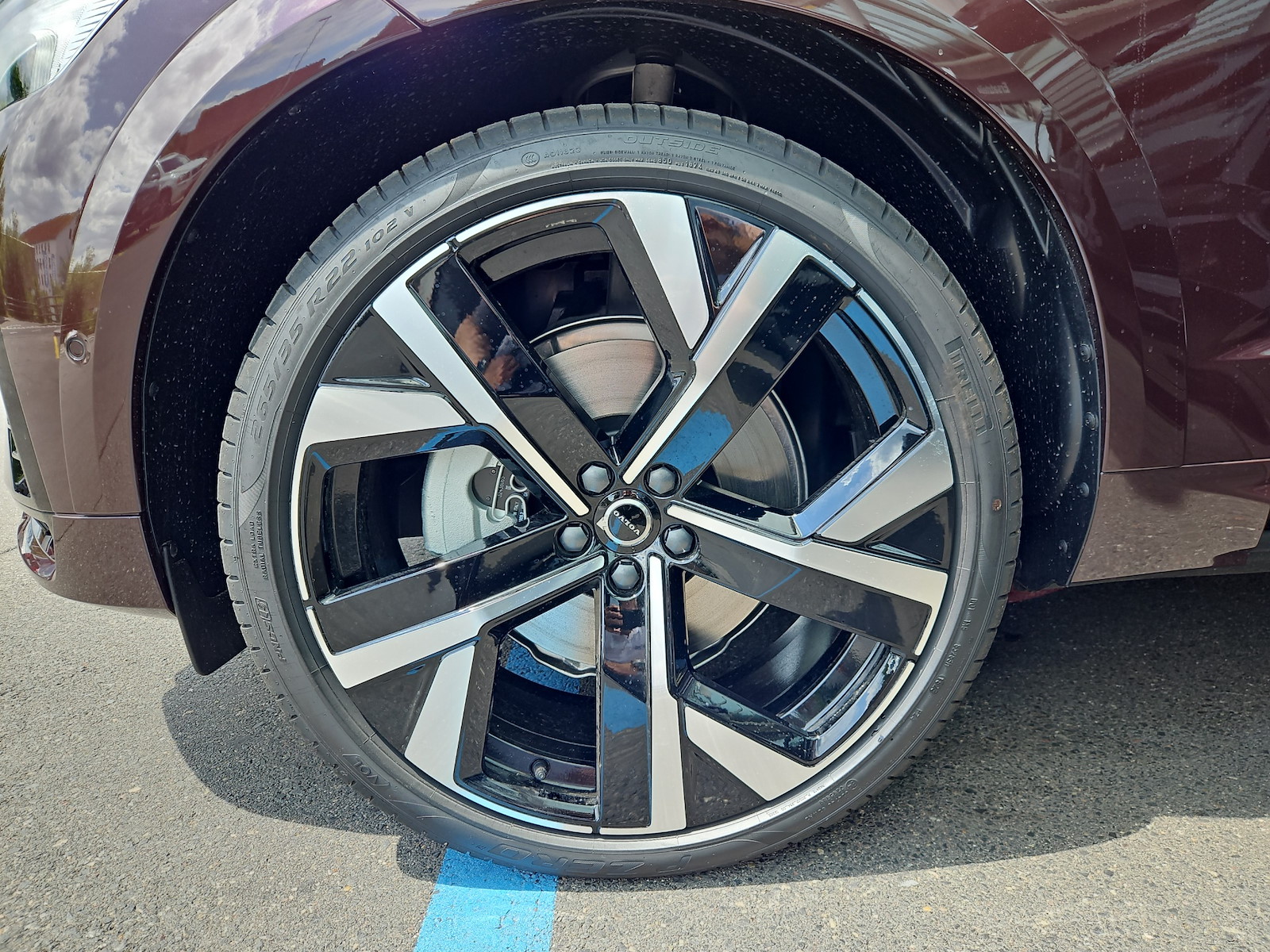 VOLVO XC60 2.0 T8 TE Ultra Dark eAWD-image-8