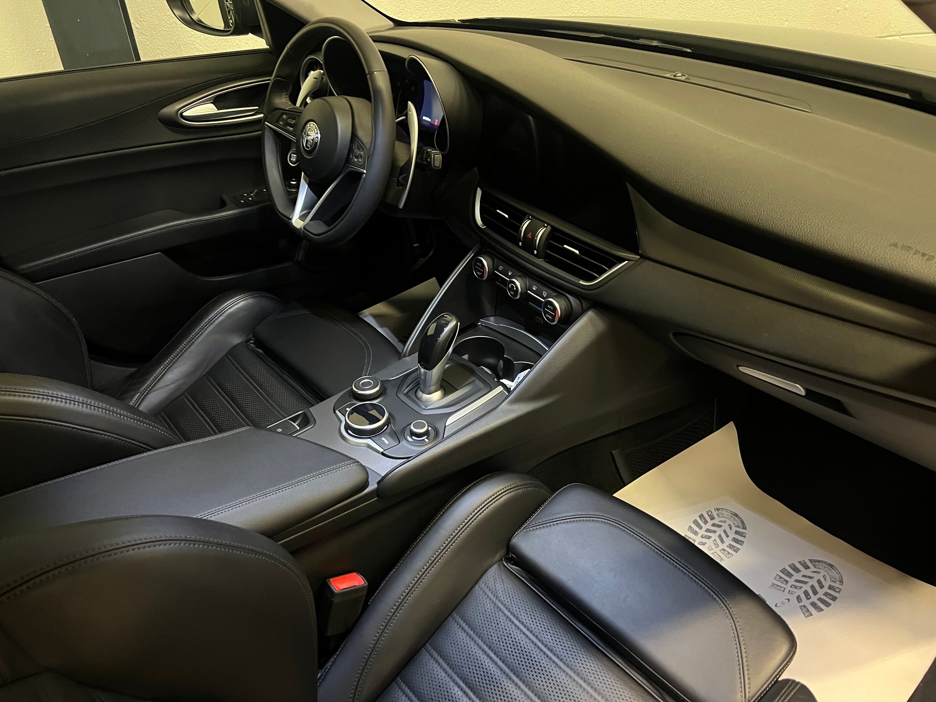 ALFA ROMEO Giulia 2.2 JTDM Veloce Q4 Automatic-image-20