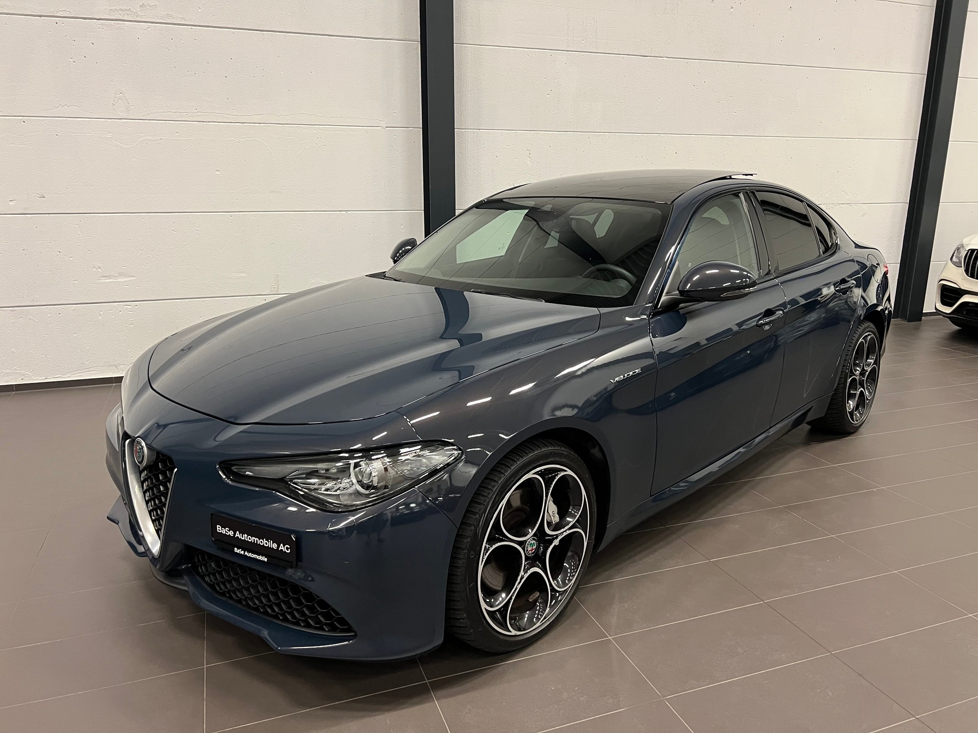 ALFA ROMEO Giulia 2.2 JTDM Veloce Q4 Automatic-image-0
