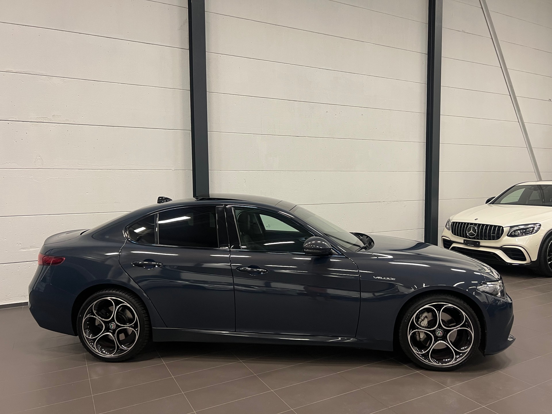 ALFA ROMEO Giulia 2.2 JTDM Veloce Q4 Automatic-image-5