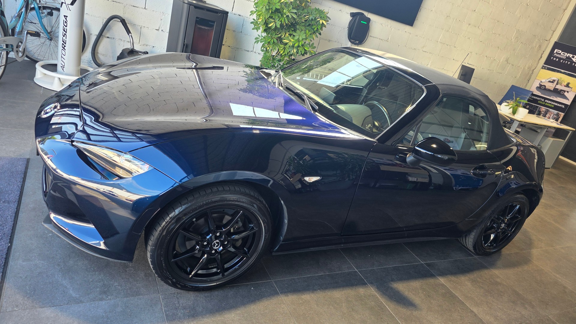 MAZDA MX-5 SKYACTIV-G 132 Ambition-image-2