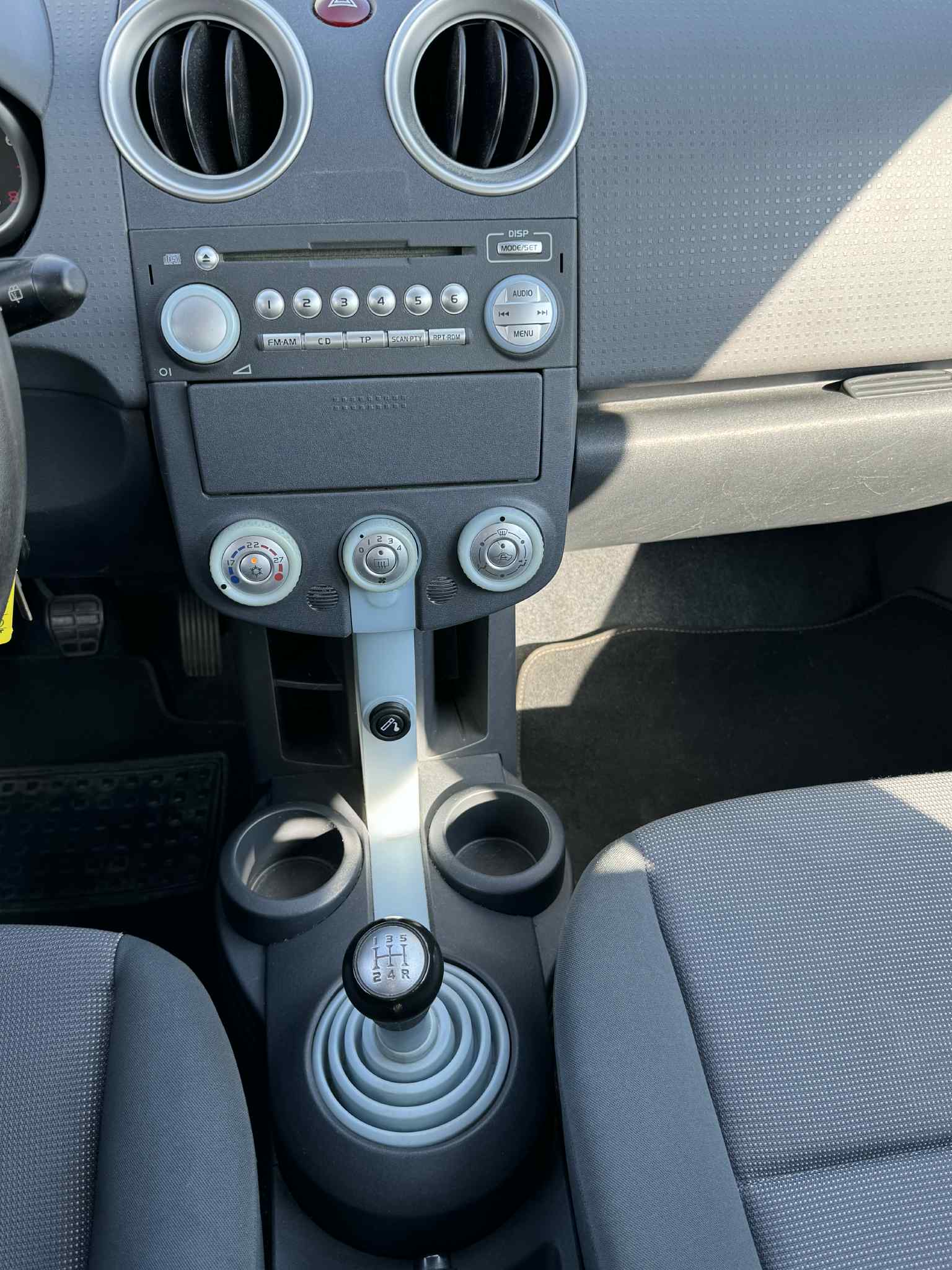 MITSUBISHI Colt 1.3 16V Invite-image-10