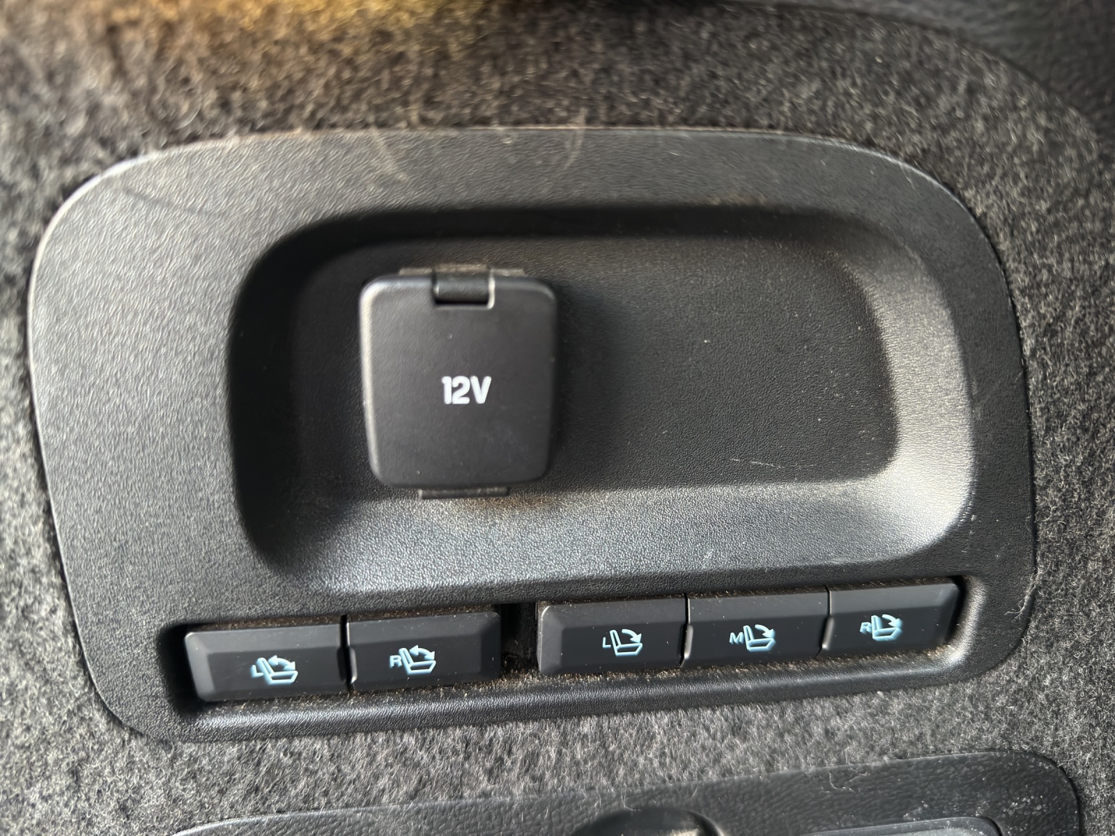 FORD Galaxy 2.0 TDCi Titanium AWD PowerShift-image-22