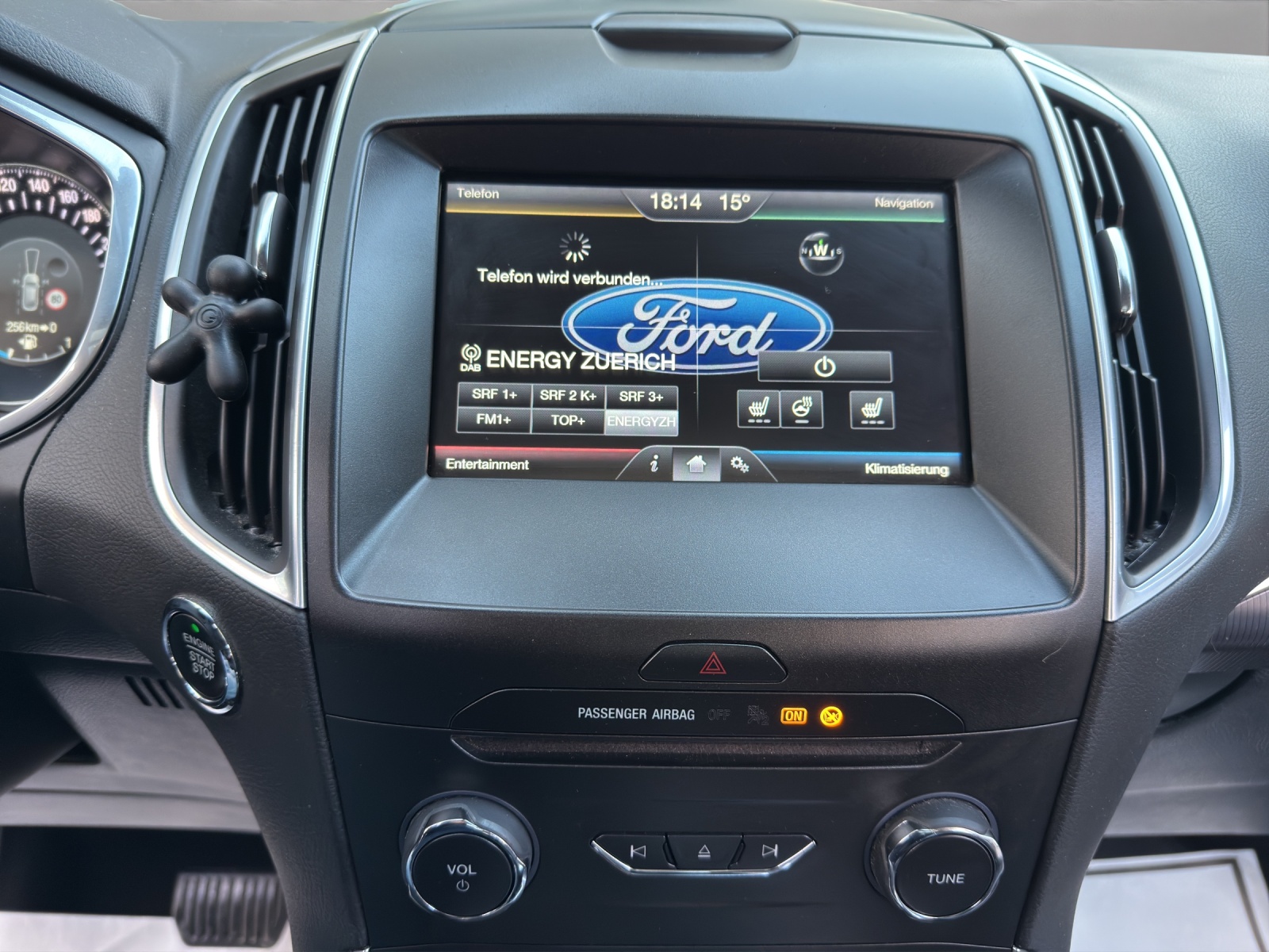 FORD Galaxy 2.0 TDCi Titanium AWD PowerShift-image-14