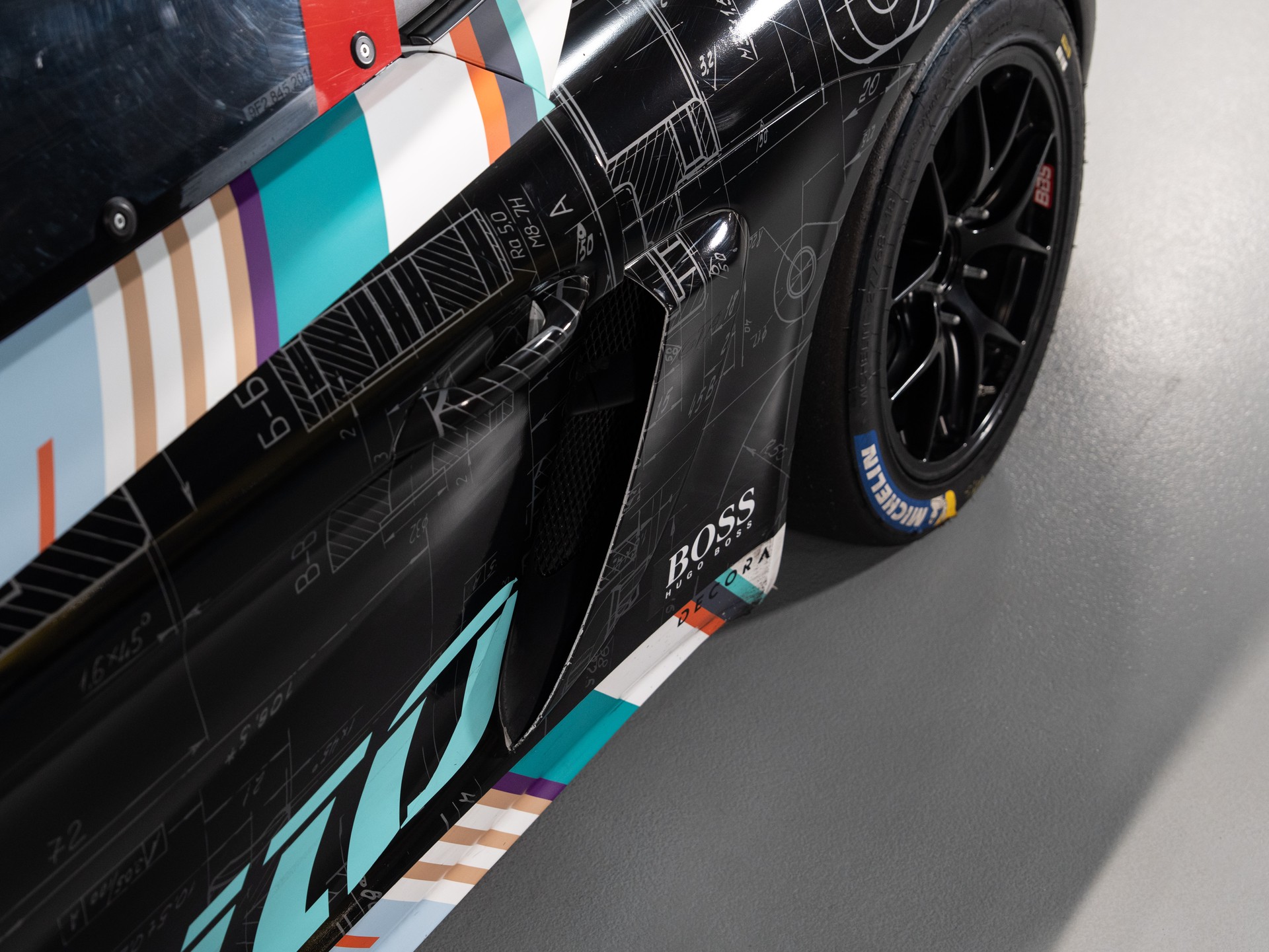 PORSCHE 718 GT4 Club Sport Manthey Racing MR-image-11