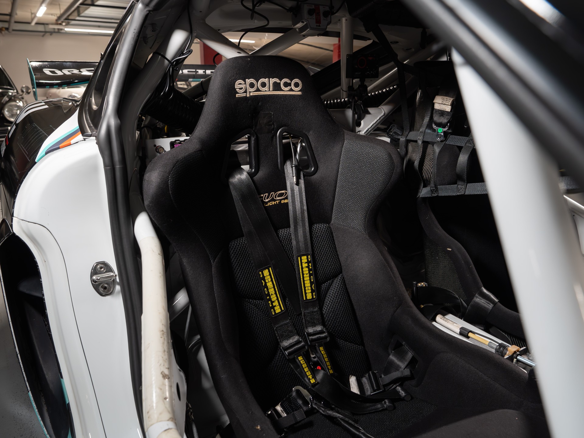 PORSCHE 718 GT4 Club Sport Manthey Racing MR-image-24