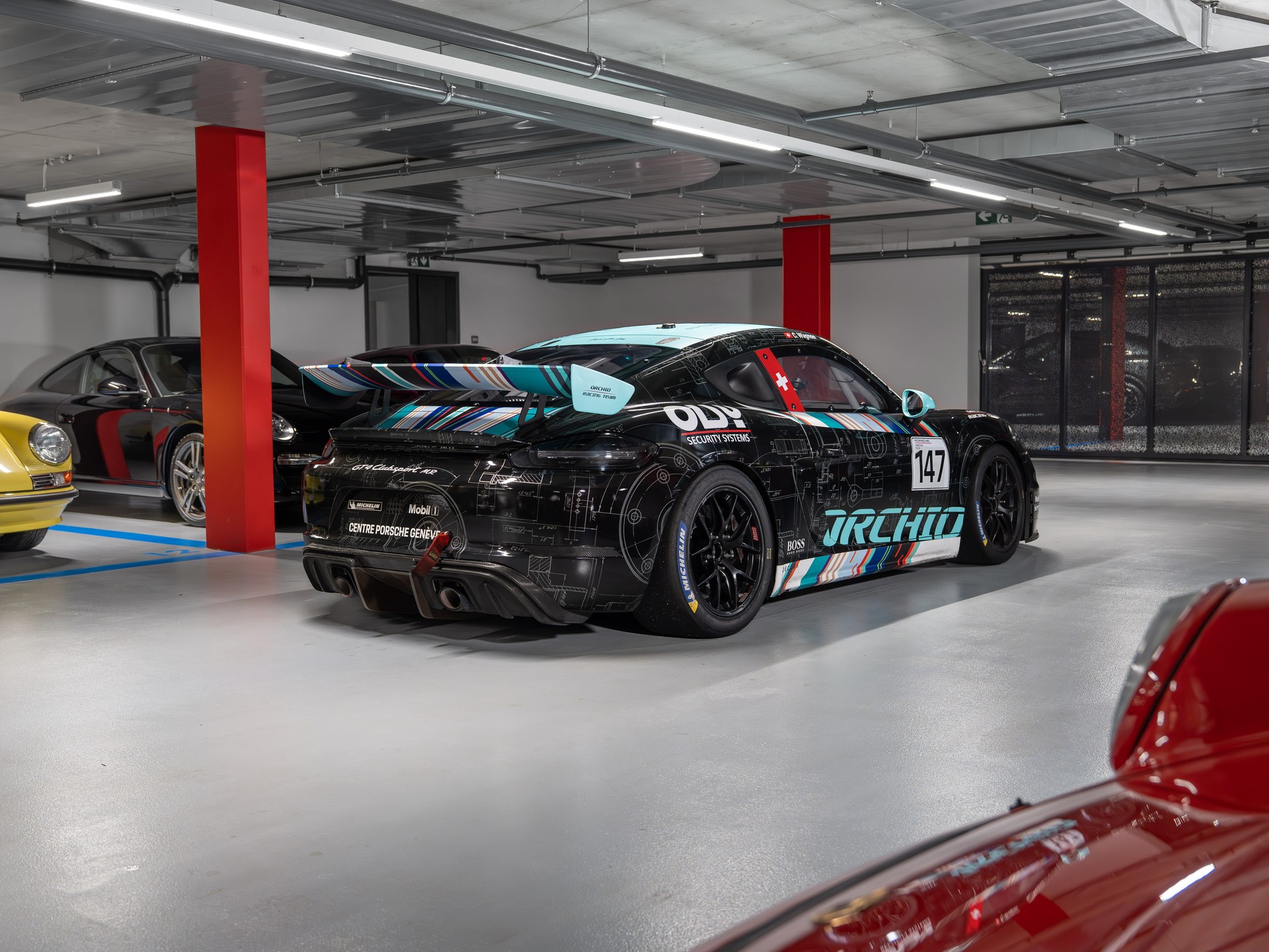 PORSCHE 718 GT4 Club Sport Manthey Racing MR-image-4