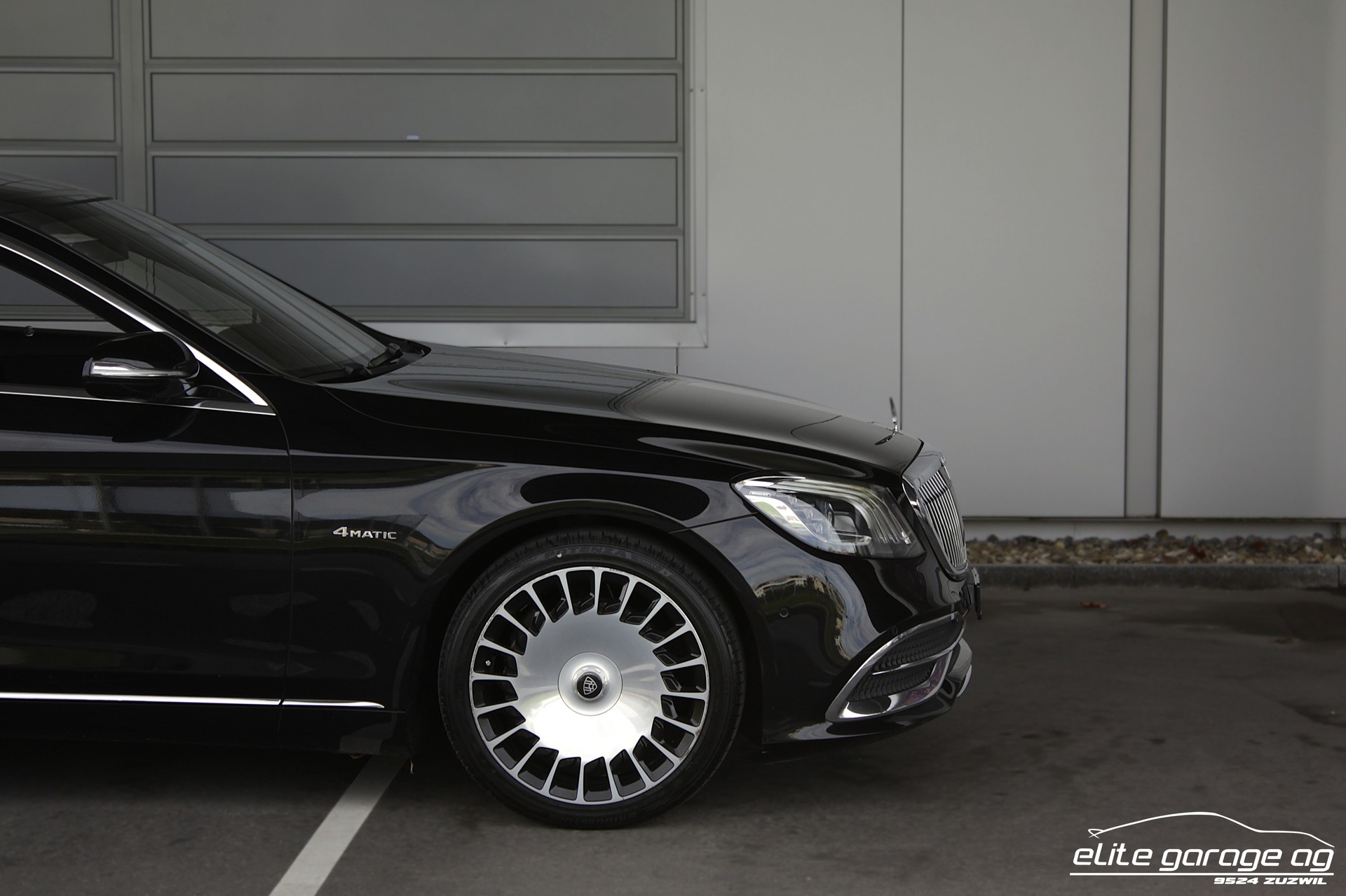 MERCEDES-BENZ S 560 Maybach 4Matic 9G-Tronic-image-8