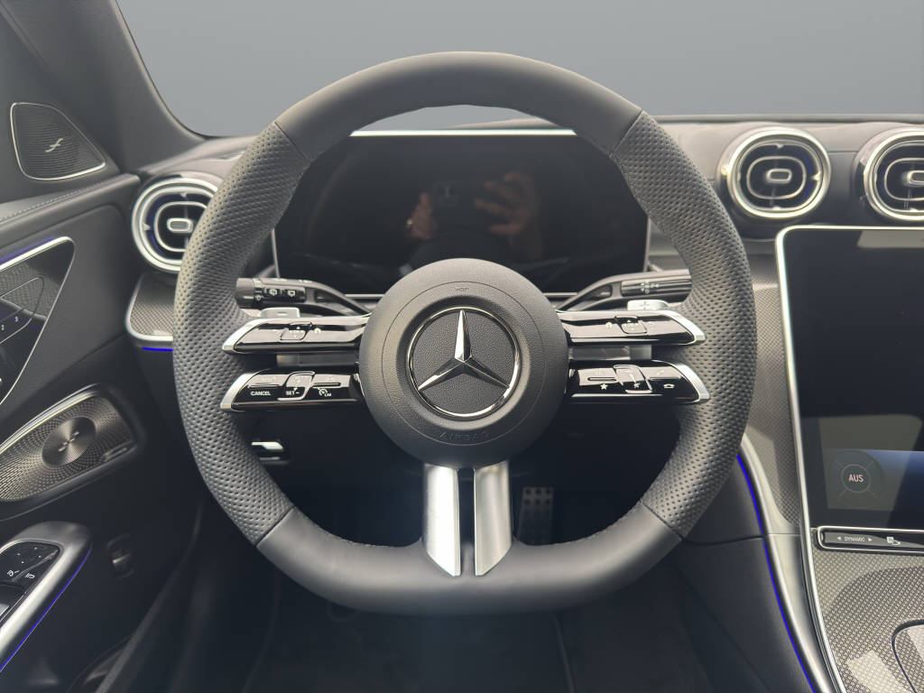 MERCEDES-BENZ C 220 d Swiss Star AMG Line 4matic Kombi-image-9