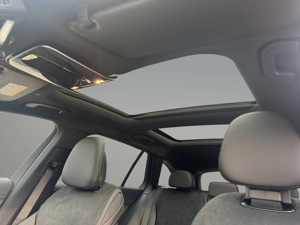MERCEDES-BENZ C 220 d Swiss Star AMG Line 4matic Kombi-image-13