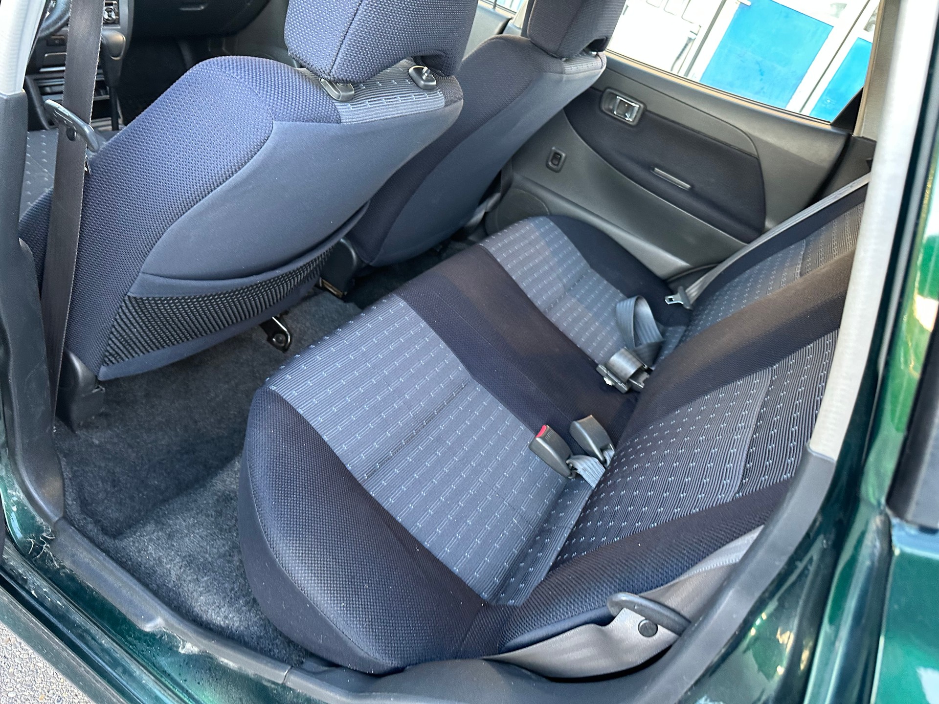 DAIHATSU Sirion 1.3 4x4 V-Line-image-9