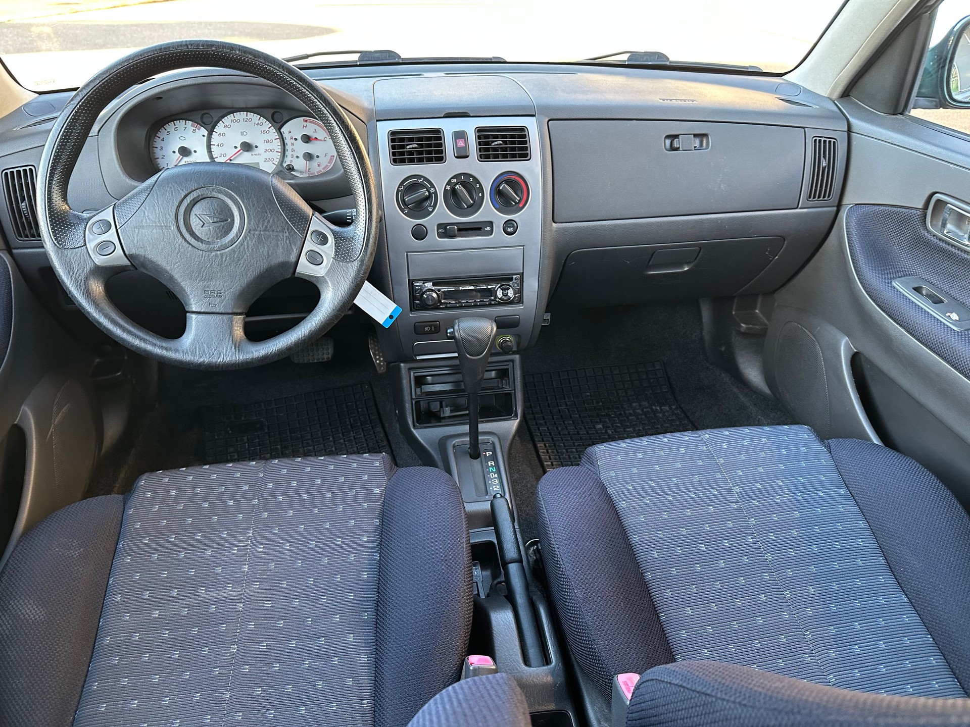 DAIHATSU Sirion 1.3 4x4 V-Line-image-8