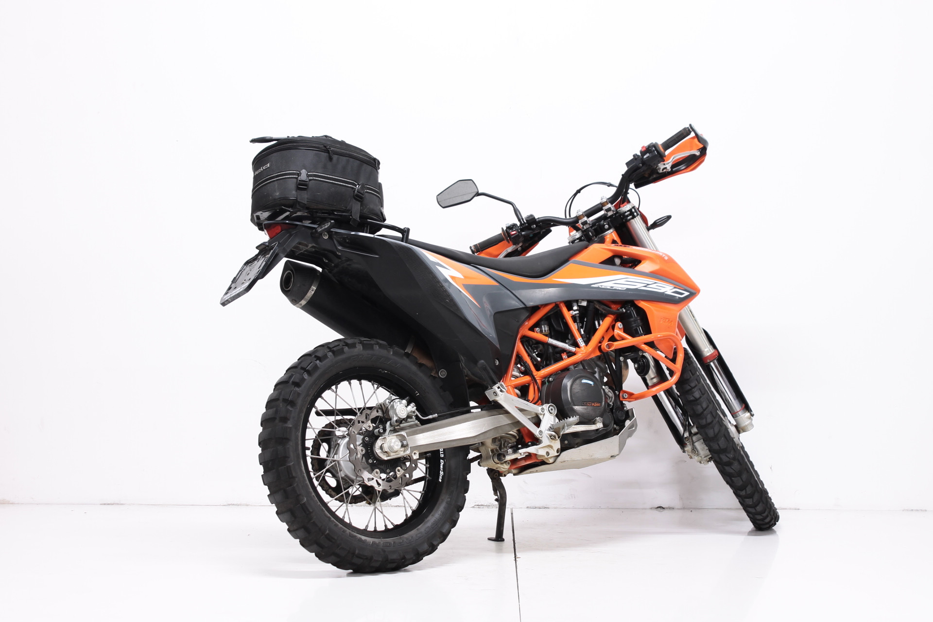KTM 690 Enduro R-showroom-element-2