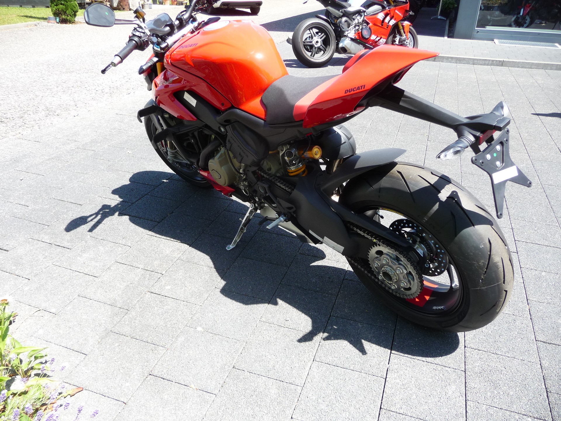 DUCATI Streetfighter V4 S-image-6
