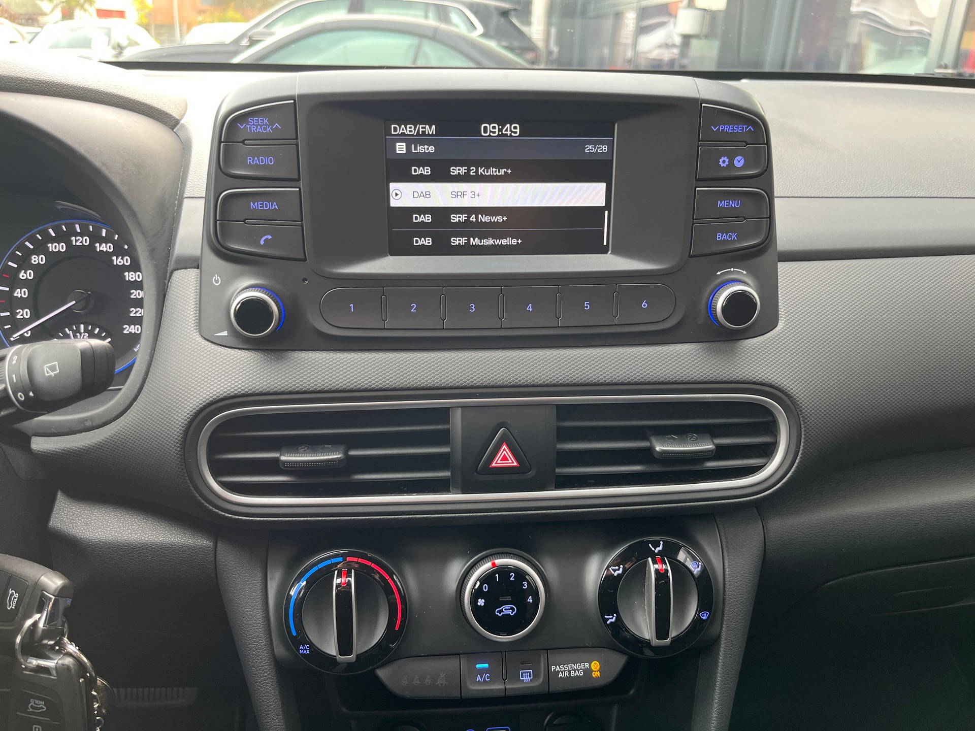 HYUNDAI Kona 1.6 CRDI Vertex 4WD DCT-image-10