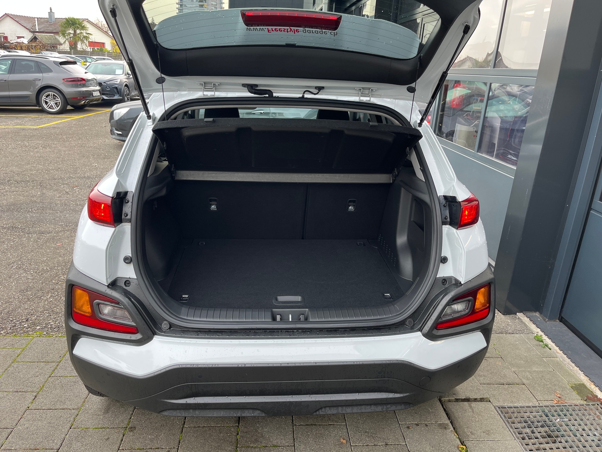HYUNDAI Kona 1.6 CRDI Vertex 4WD DCT-image-5