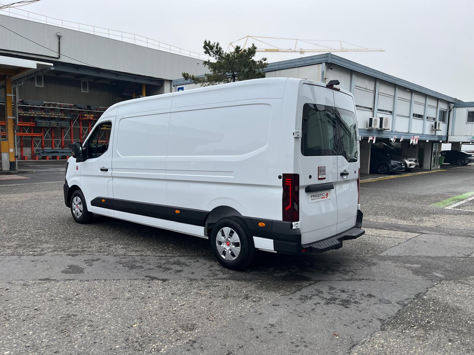 RENAULT MASTER RED L3H2-image-6