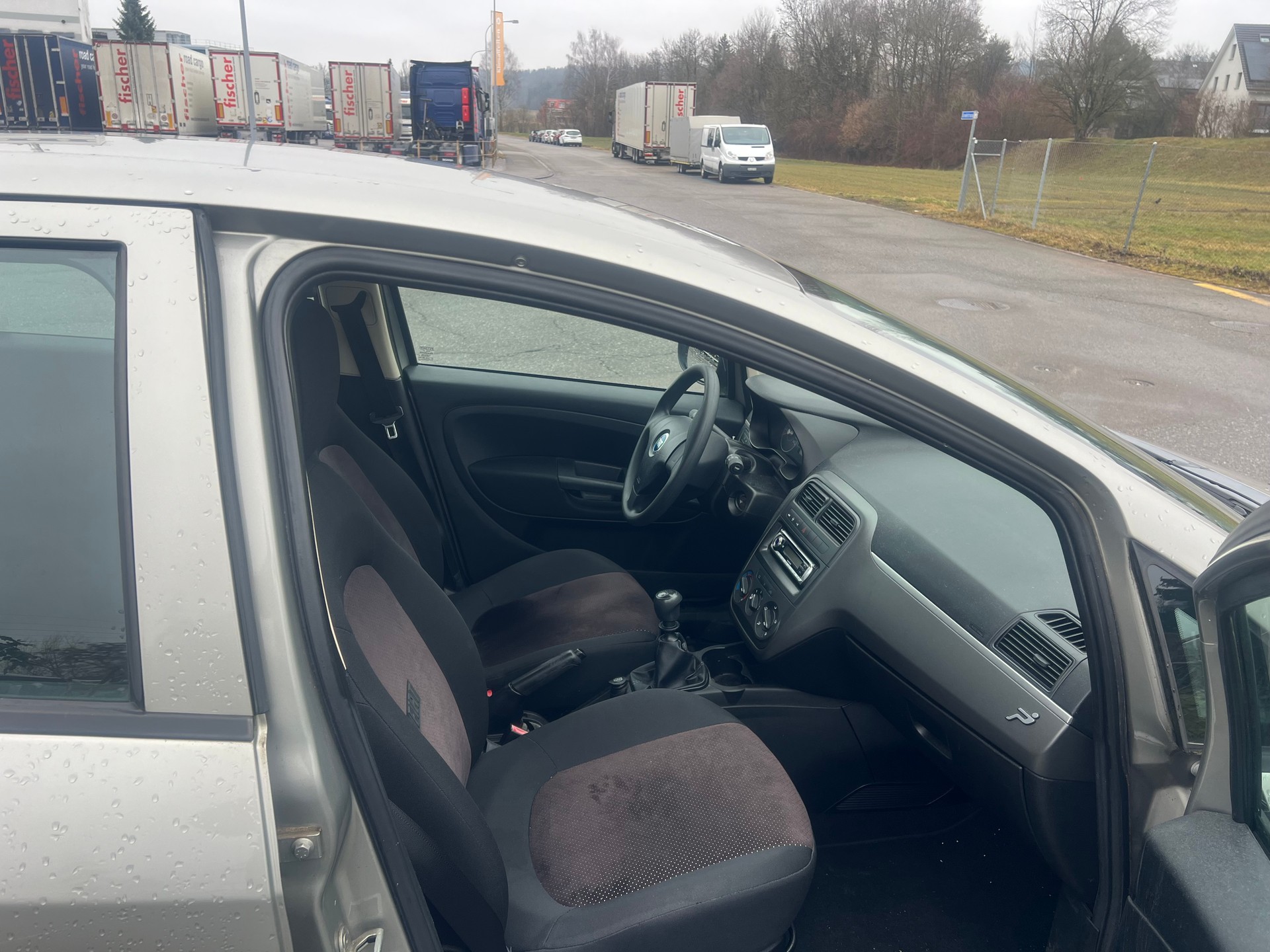 FIAT Punto 1.4 Dynamic-image-11