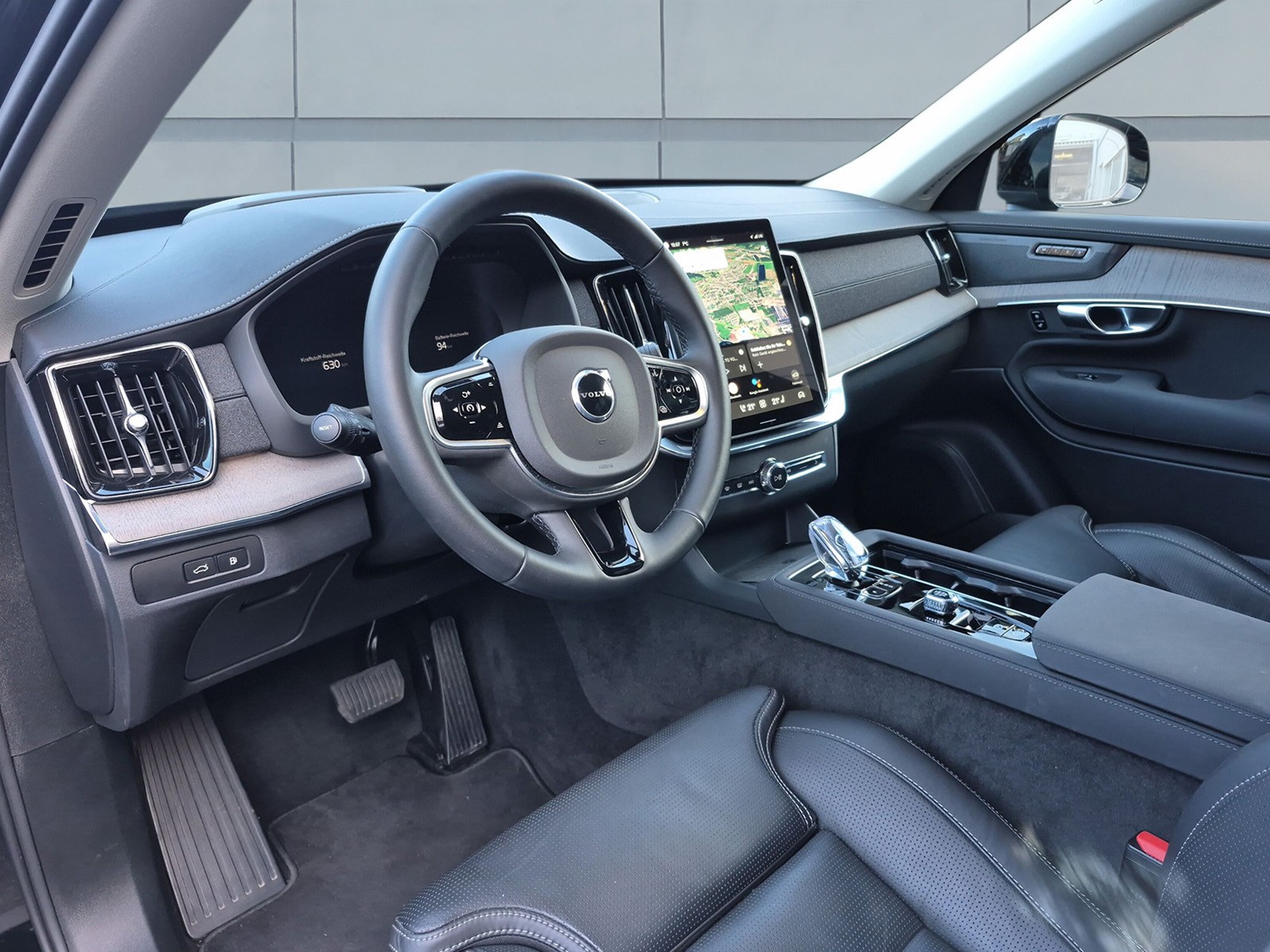 VOLVO XC90 2.0 T8 TE Plus Dark 7 P. eAWD-image-10