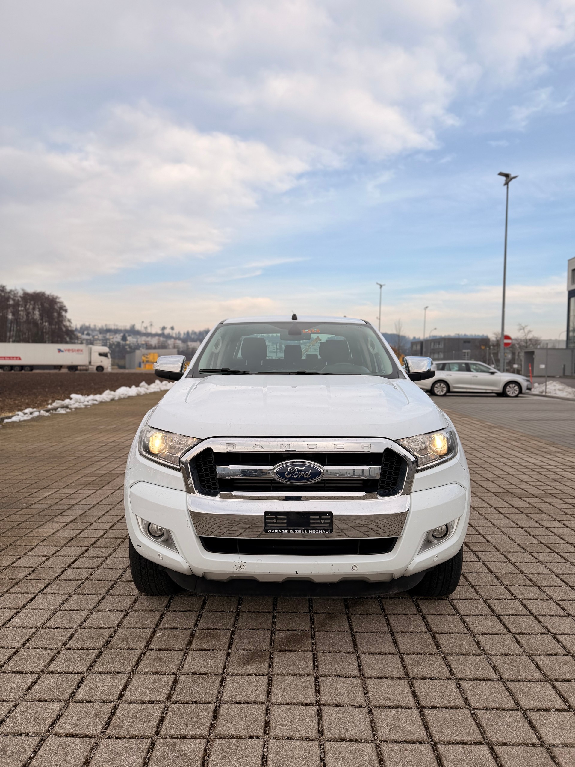 FORD Ranger Wildtrak 3.2 TDCi 4x4 A AHK 6000 KG-showroom-element-1