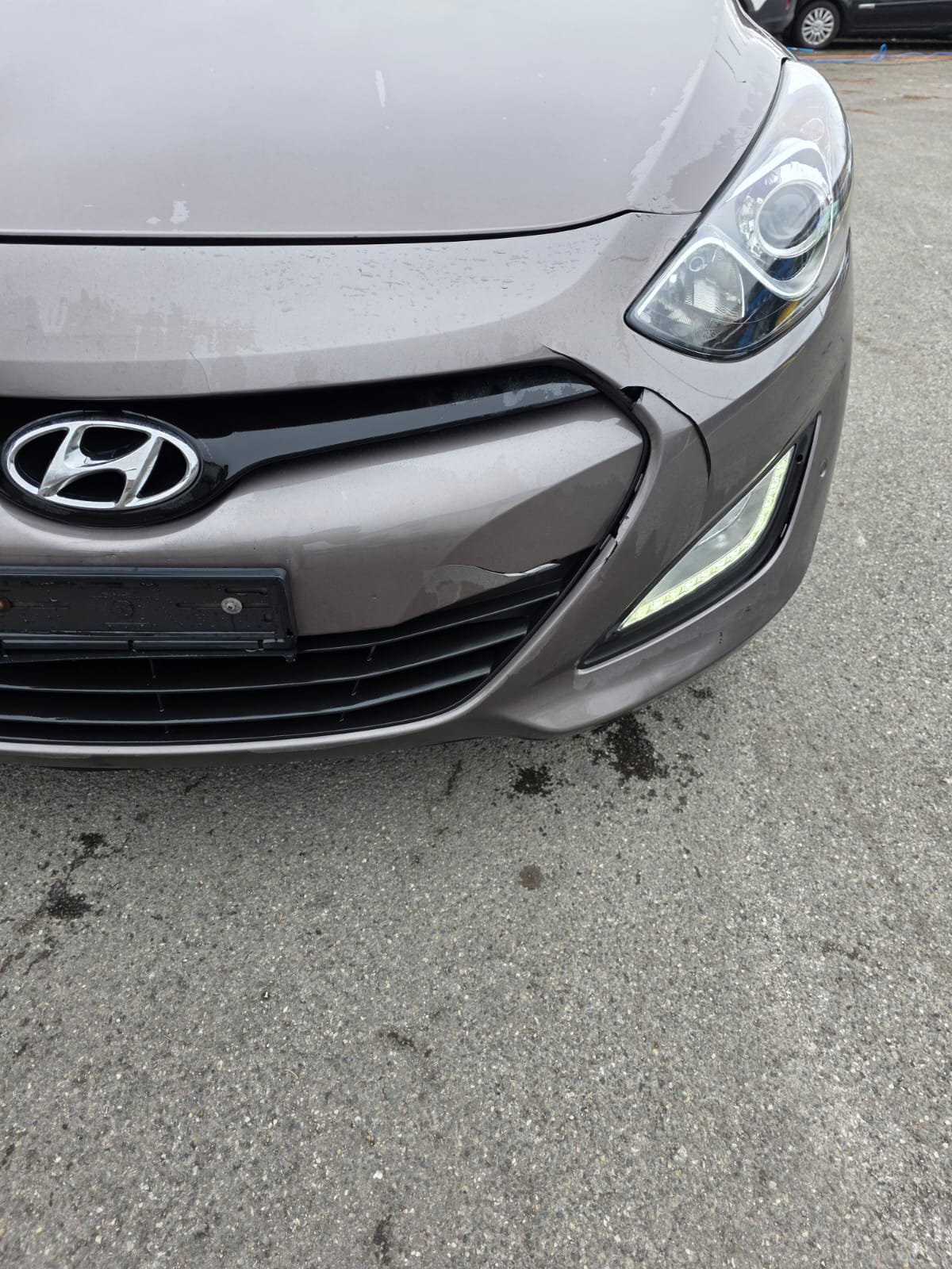 HYUNDAI i30 Wagon 1.6 GDI Premium Automatic-image-14