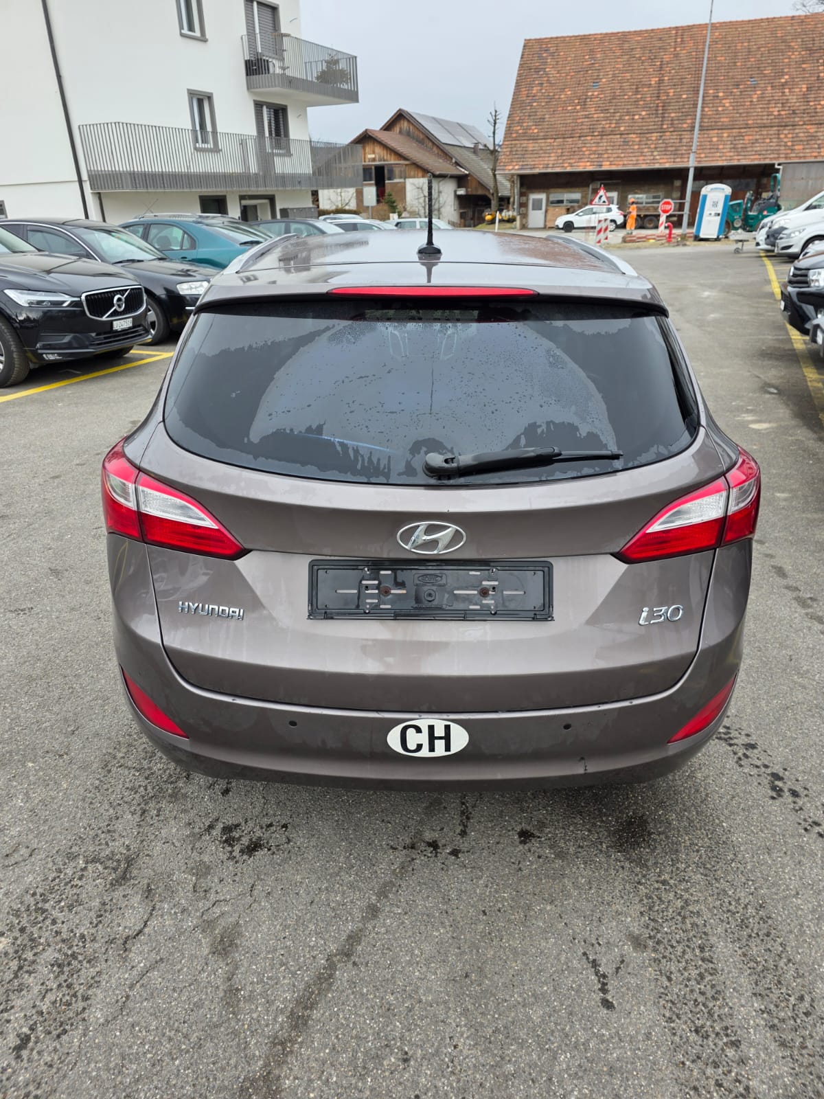 HYUNDAI i30 Wagon 1.6 GDI Premium Automatic-image-7