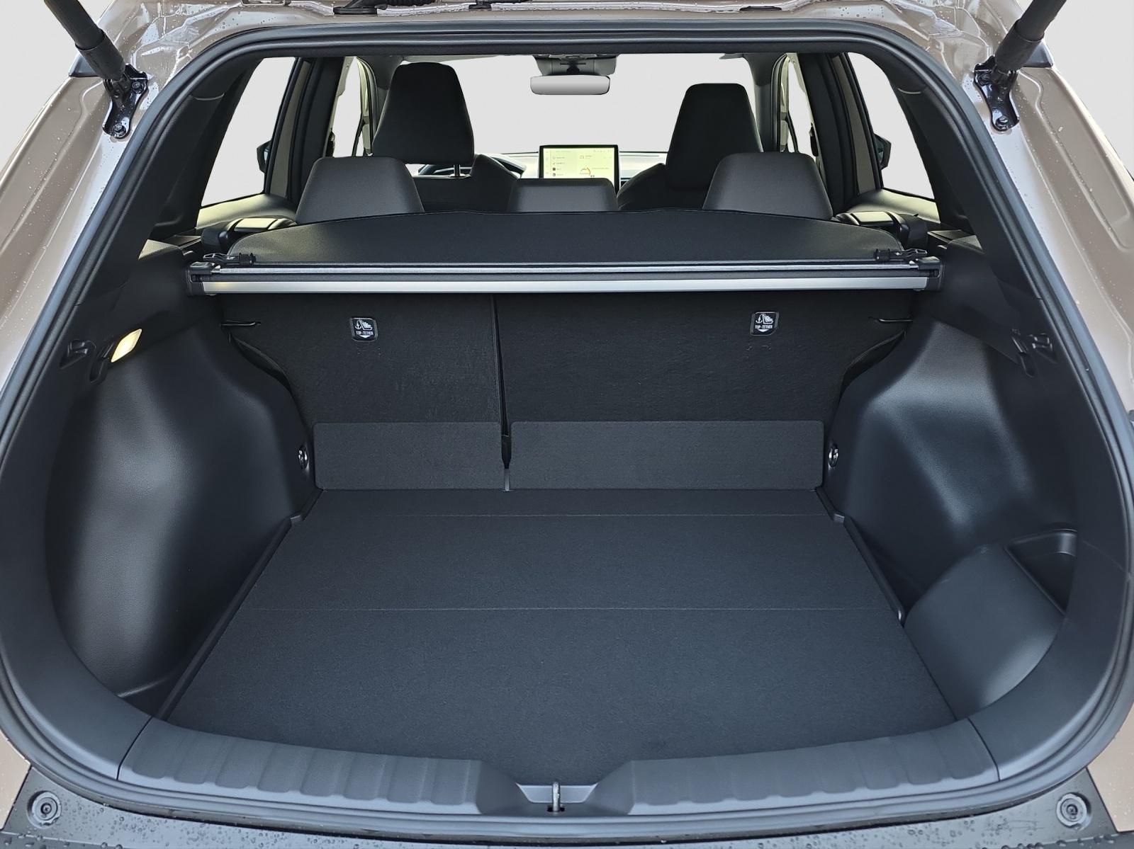 TOYOTA Corolla Cross 2.0 HSD Trend AWD-i-image-11