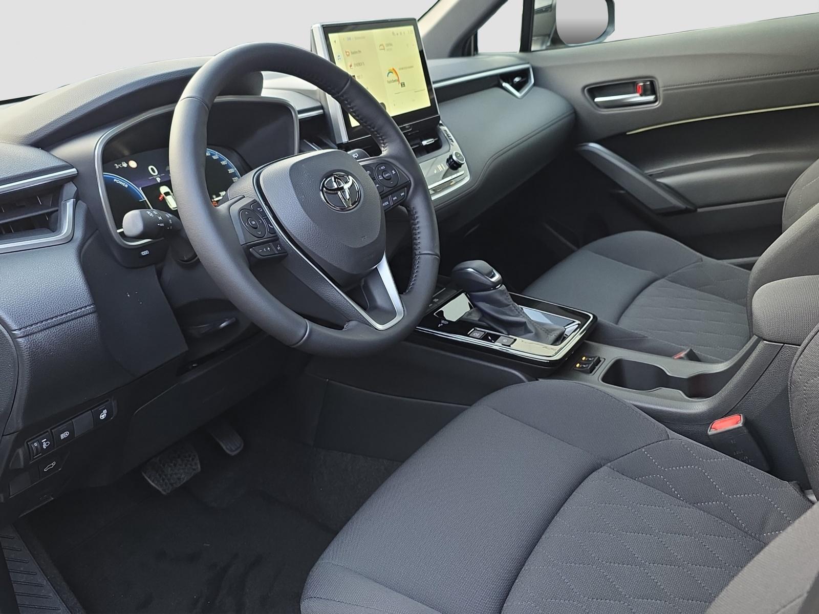 TOYOTA Corolla Cross 2.0 HSD Trend AWD-i-image-17