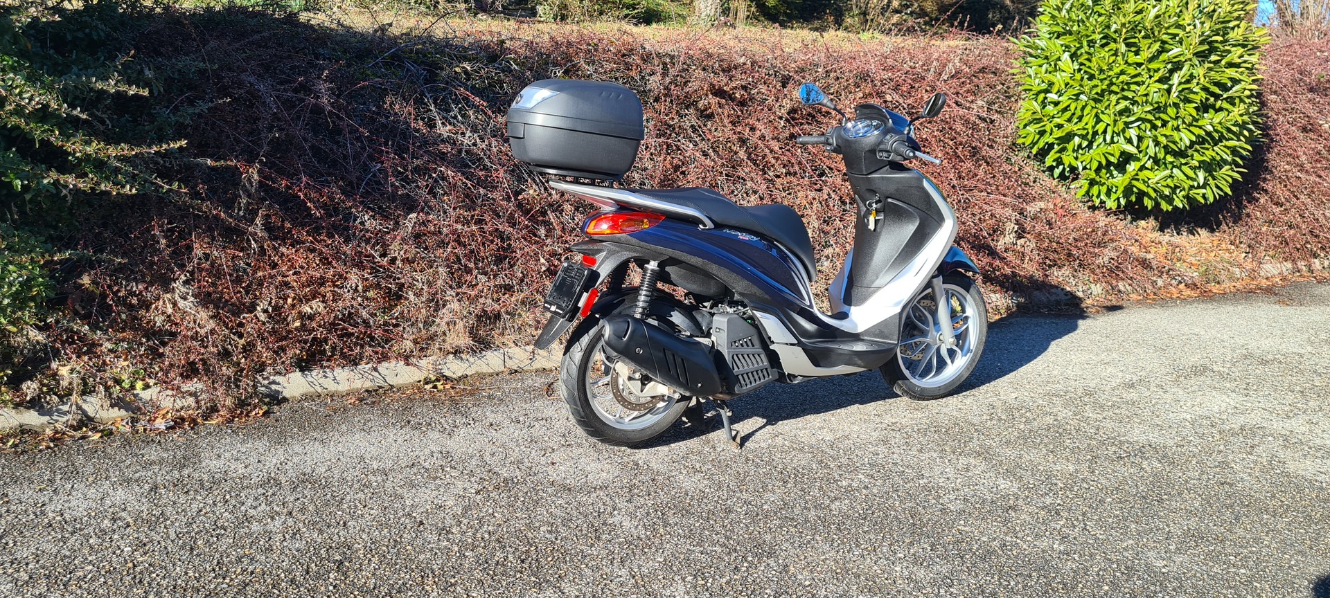 PIAGGIO Medley 125 iGet ABS-image-4