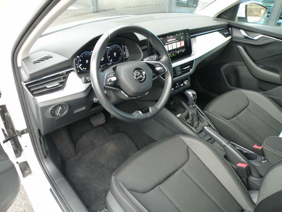 SKODA Scala 1.0 TSI 110 Tour DSG-showroom-element-3