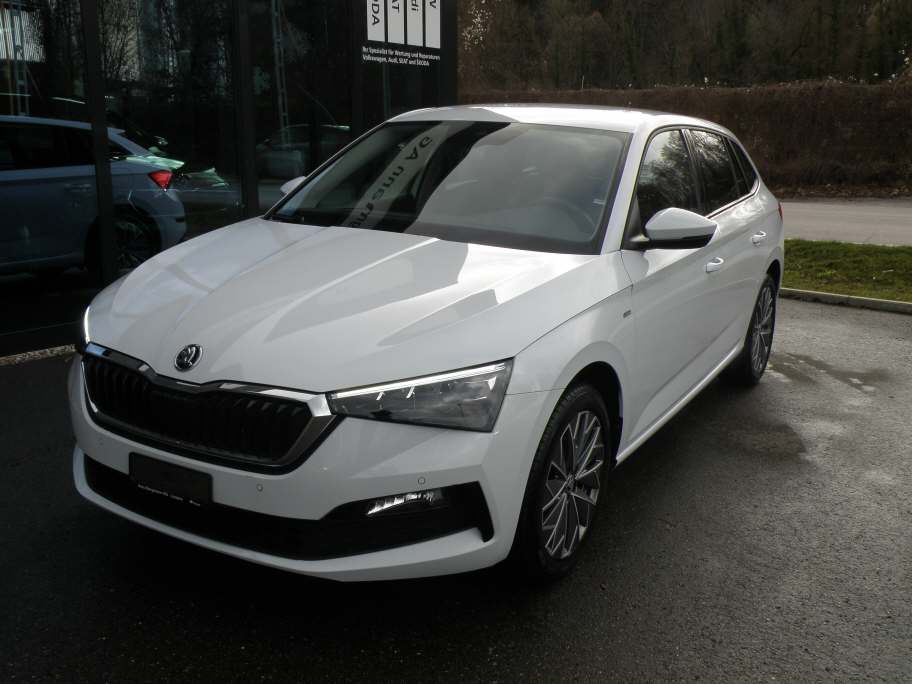 SKODA Scala 1.0 TSI 110 Tour DSG-showroom-element-1
