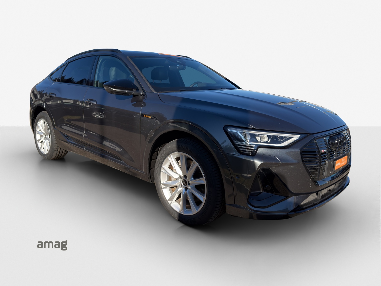 AUDI e-tron 55 Sportback S Line Black Edition quattro-image-6