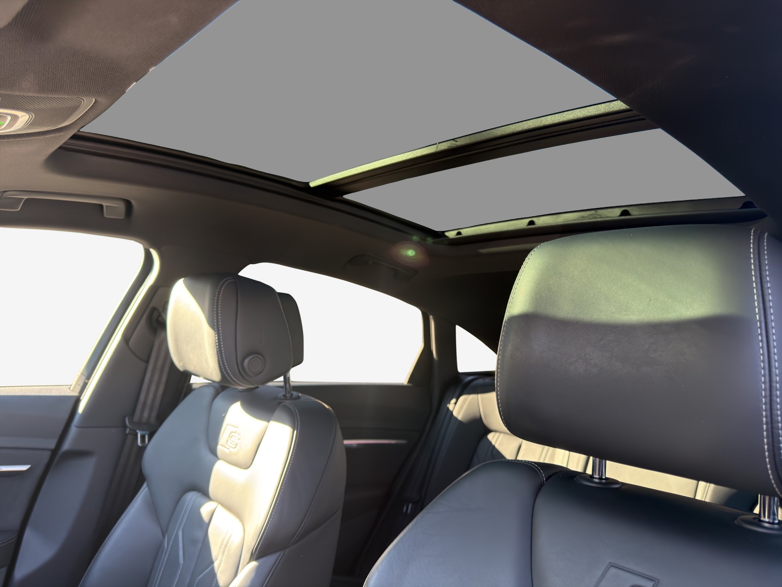 AUDI e-tron 55 Sportback S Line Black Edition quattro-image-15