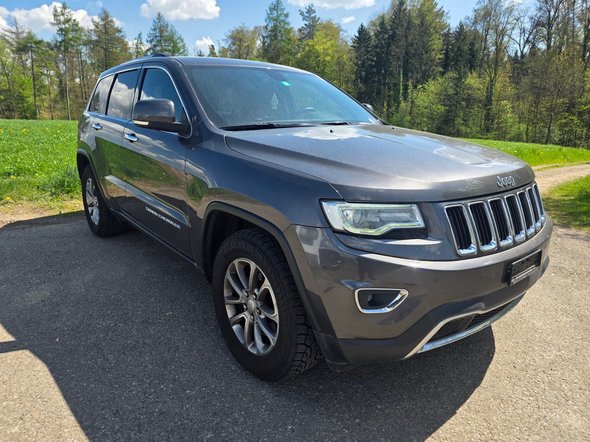 JEEP Grand Cherokee 3.0 CRD Limited Automatic-image-2