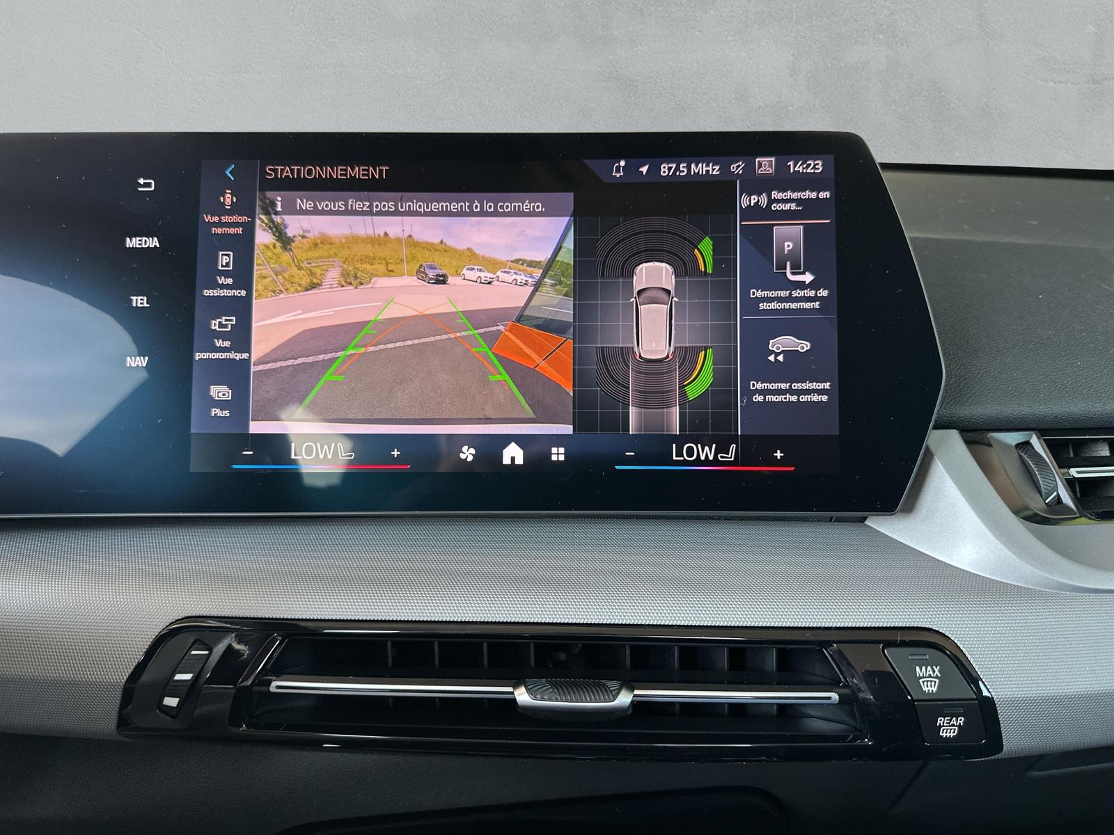 BMW X1 18i sDrive-image-14