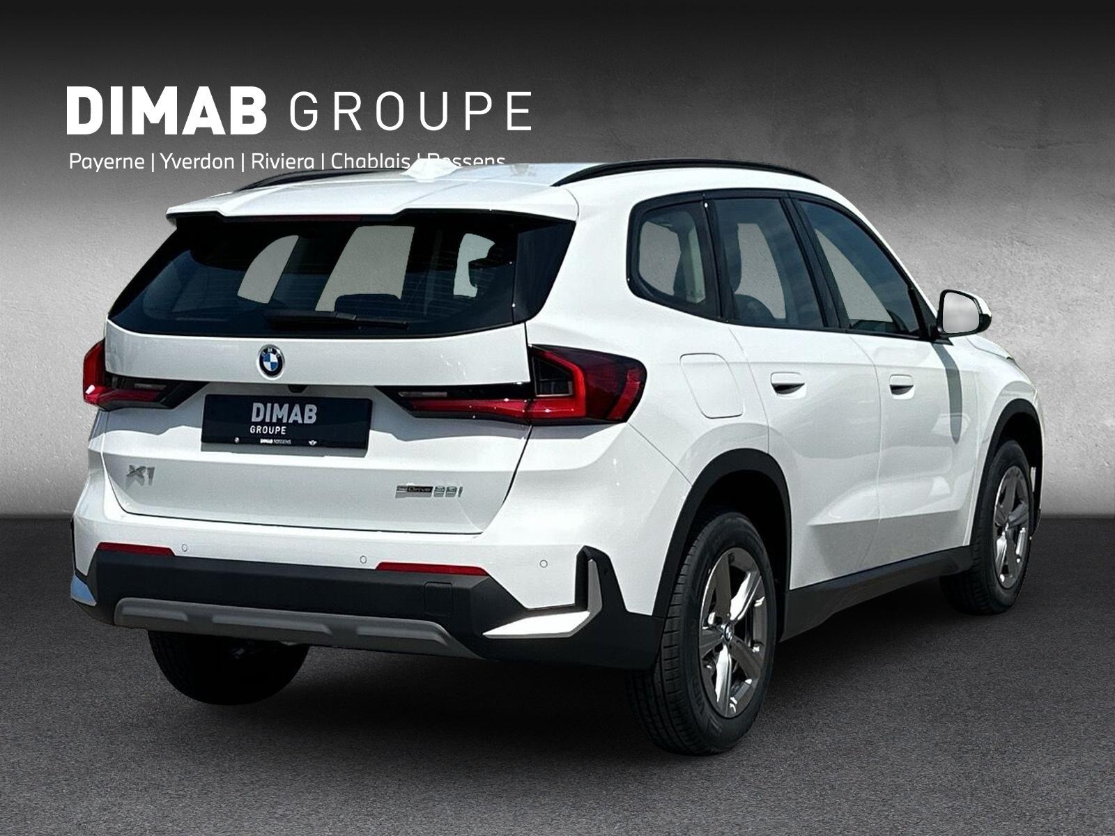 BMW X1 18i sDrive-image-4