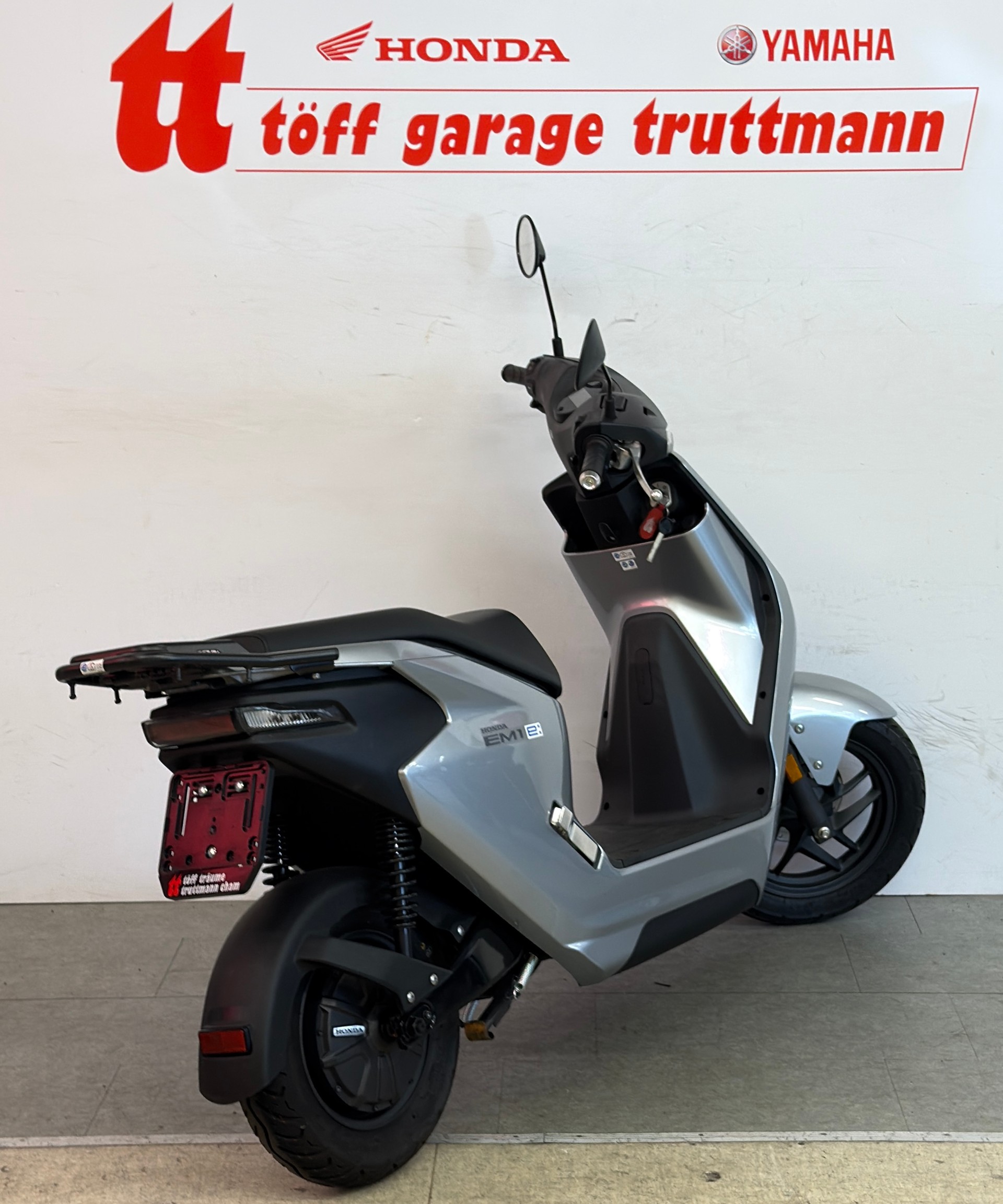 HONDA EM1-E-showroom-element-3