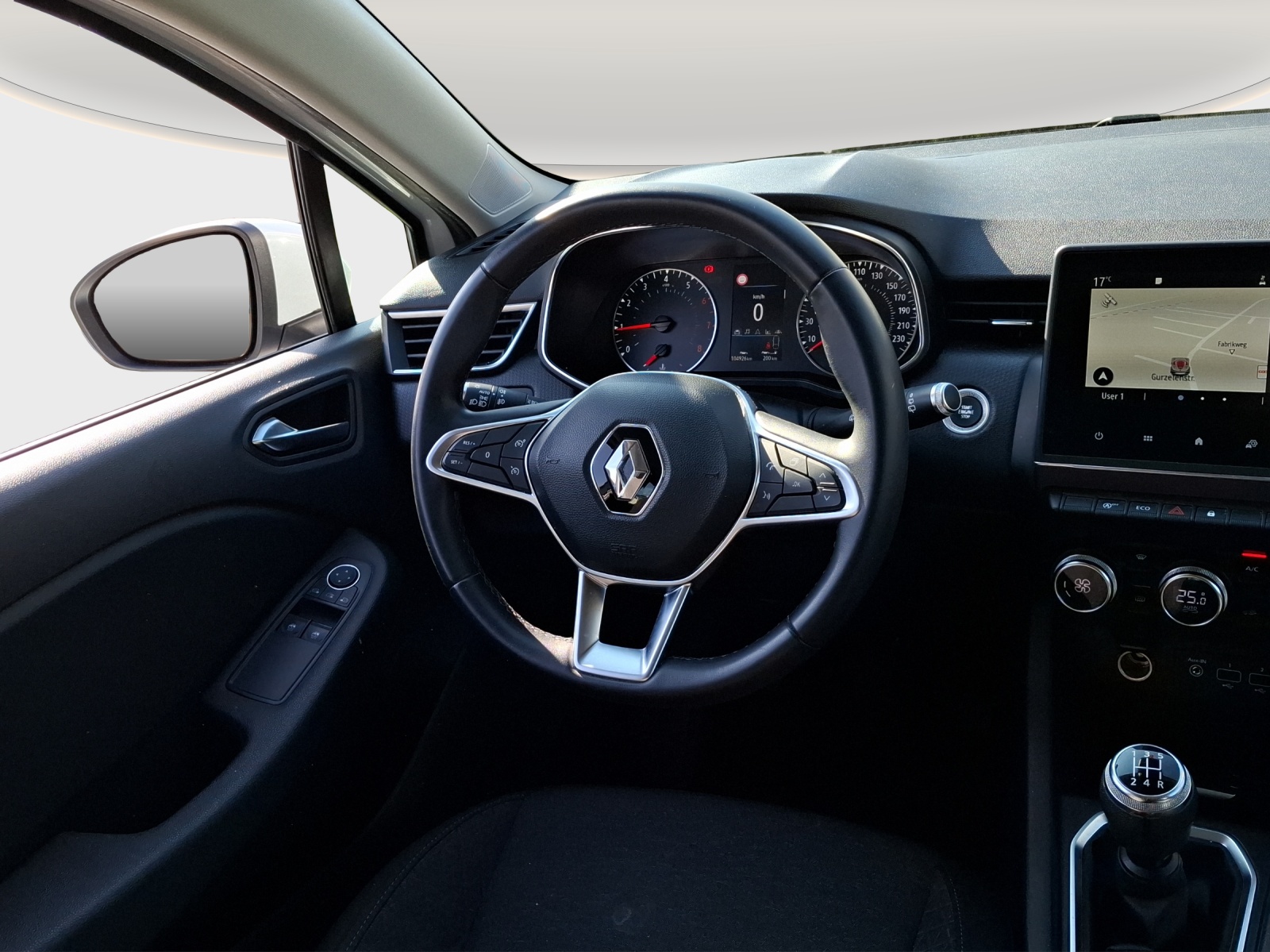 RENAULT Clio 1.0 Business-image-13