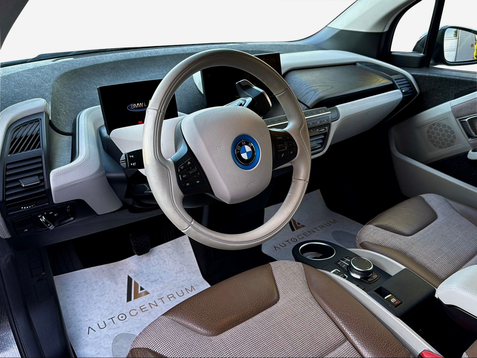 BMW i3s (120Ah)-image-1