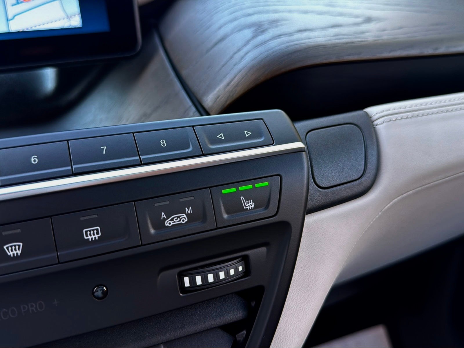 BMW i3s (120Ah)-image-13