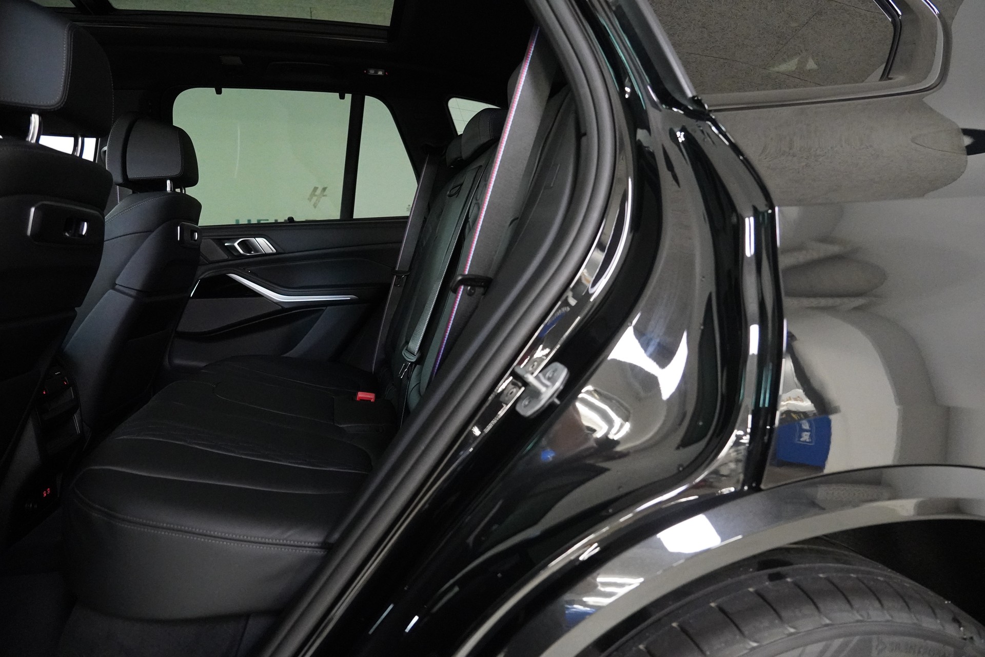BMW X5 xDrive 48V 40d M Sport Pro Steptronic-image-12